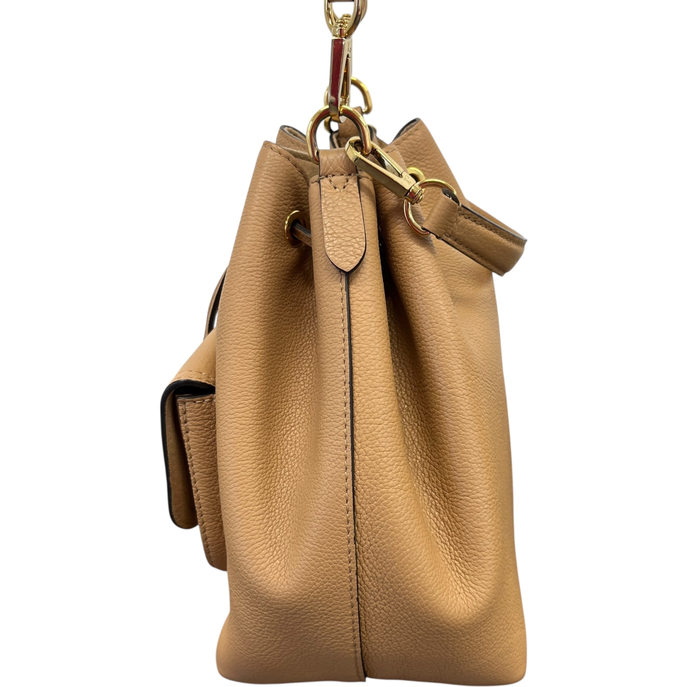 Women's Lock Me Bucket Bag Beige