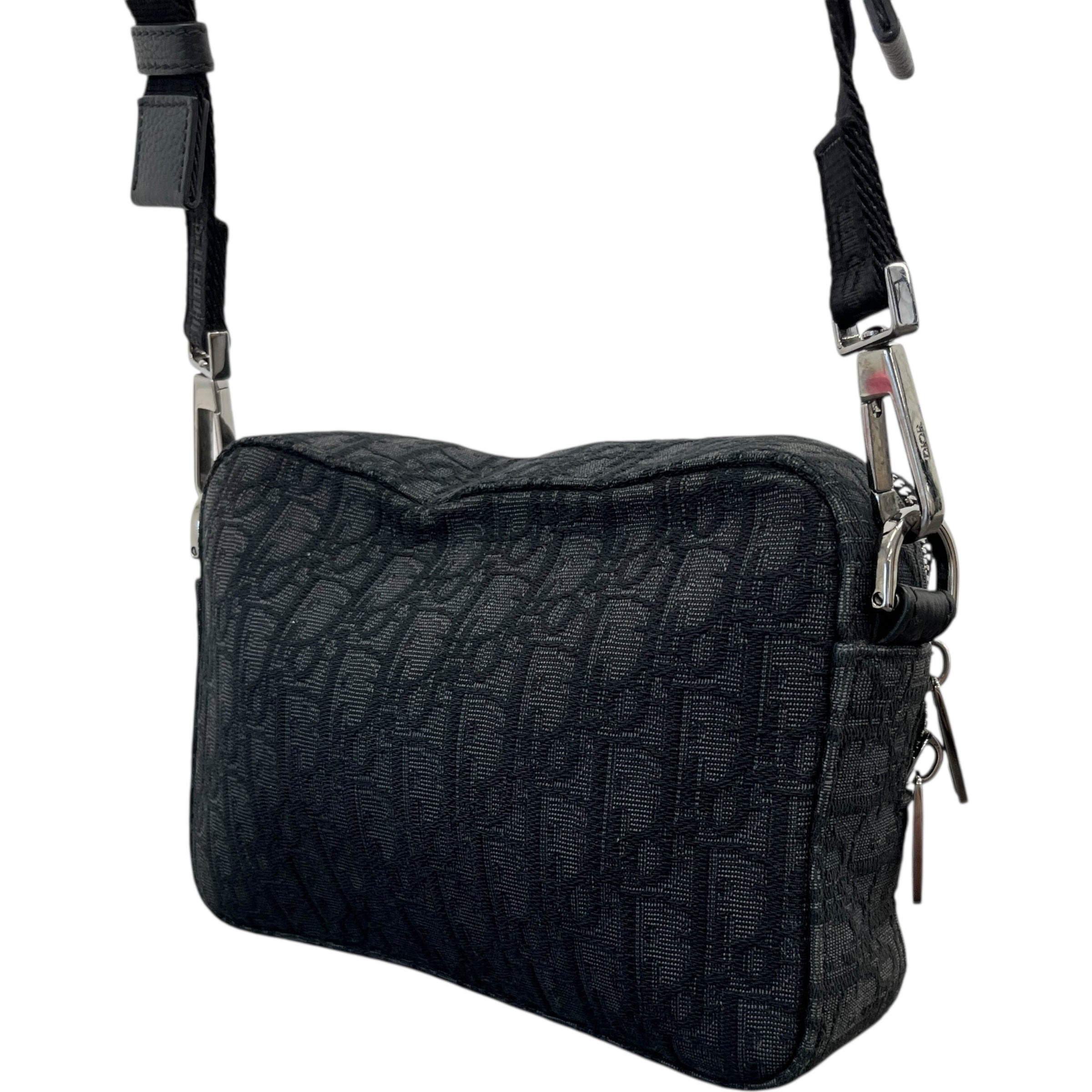 Men's Safari Oblique Messenger Bag Grey