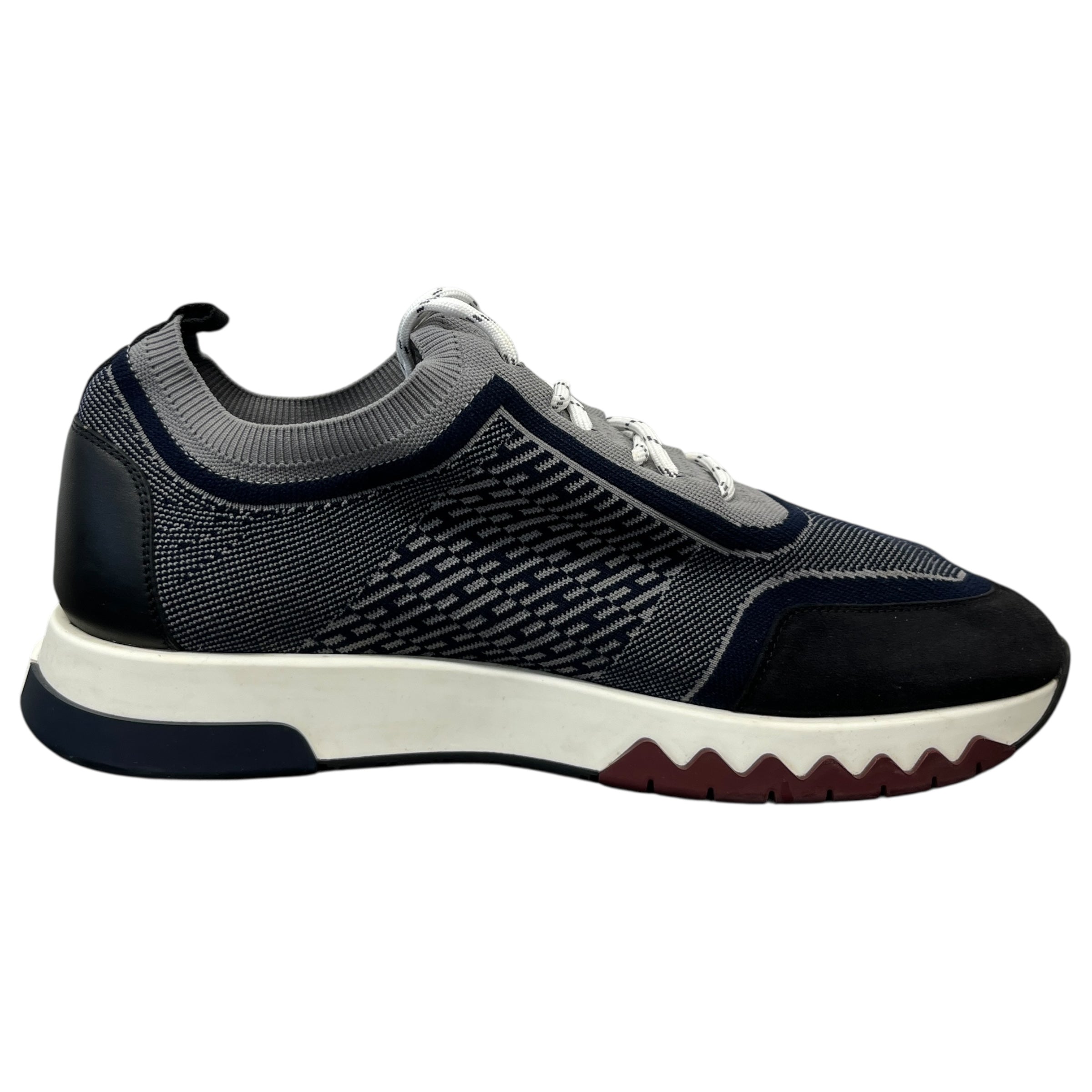 Men's Addict Low Trainers Black Size EU 42.5 / UK 8.5