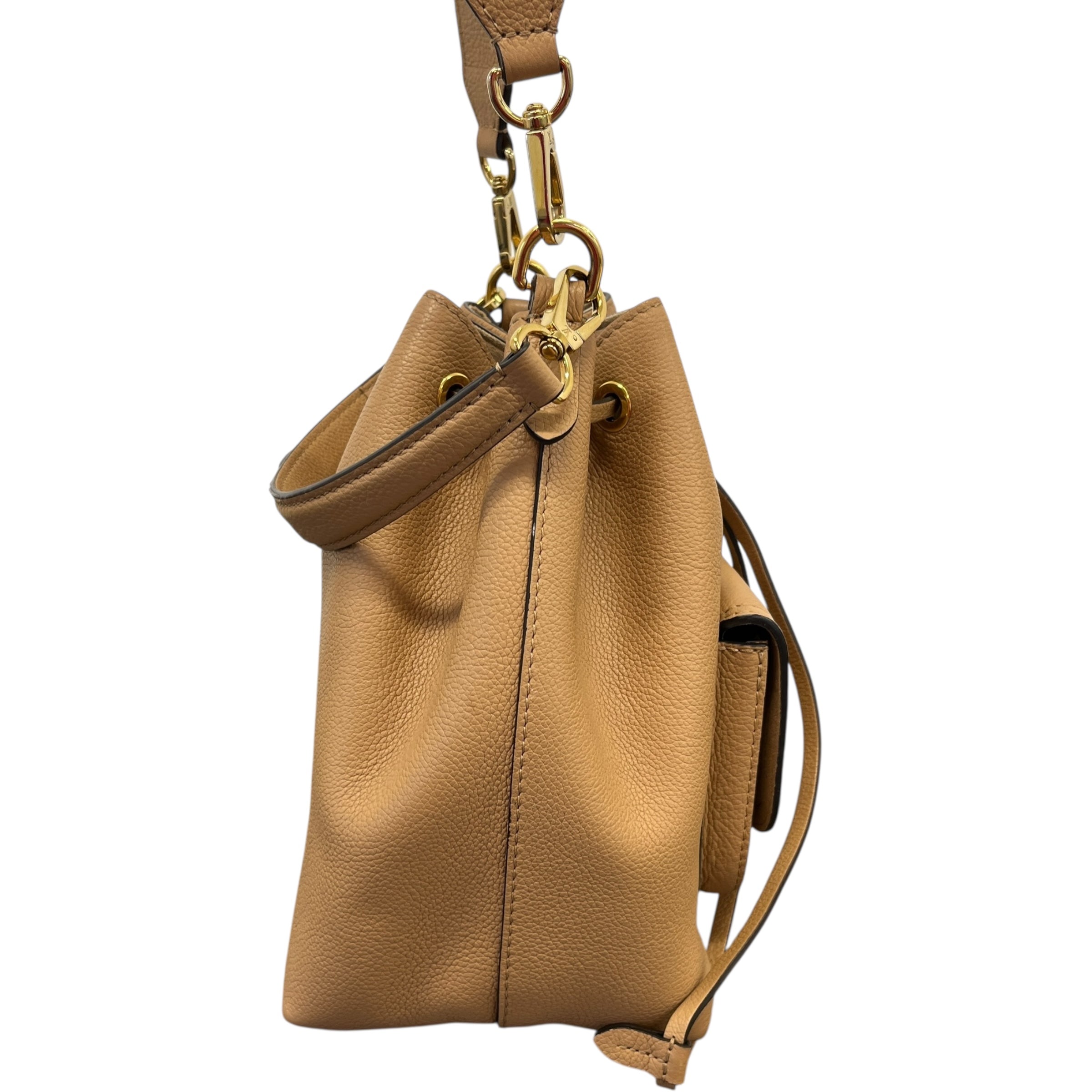 Women's Lock Me Bucket Bag Beige