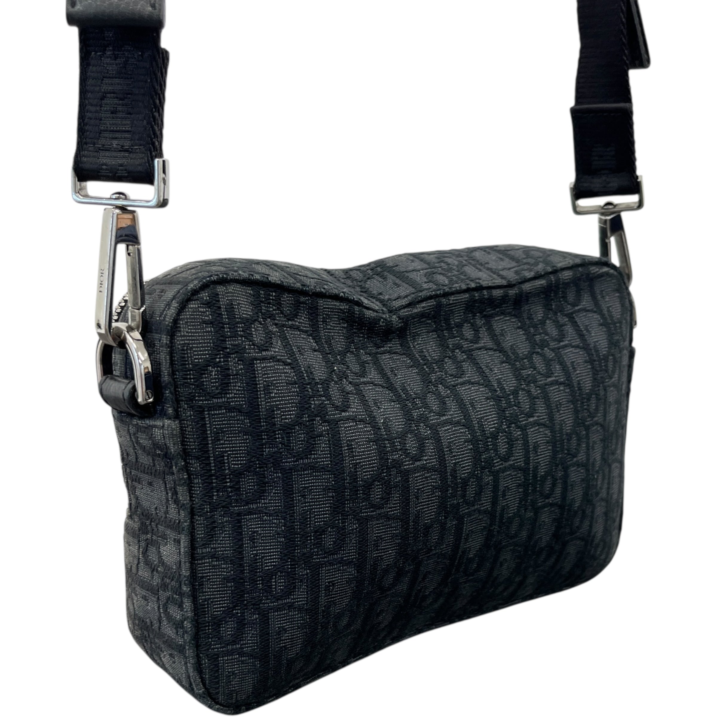 Men's Safari Oblique Messenger Bag Grey