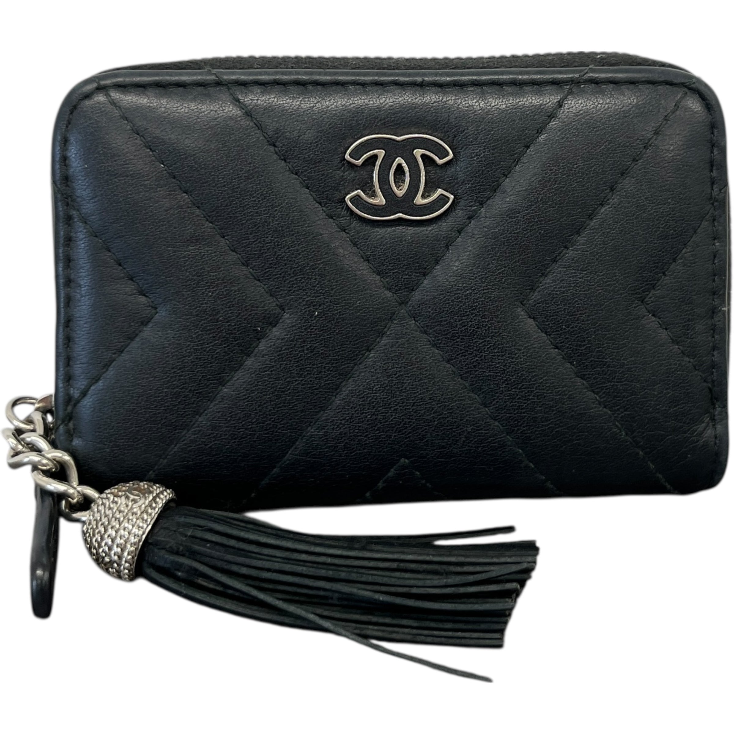 Women's Quilted Zip Around Tassel Purse Black