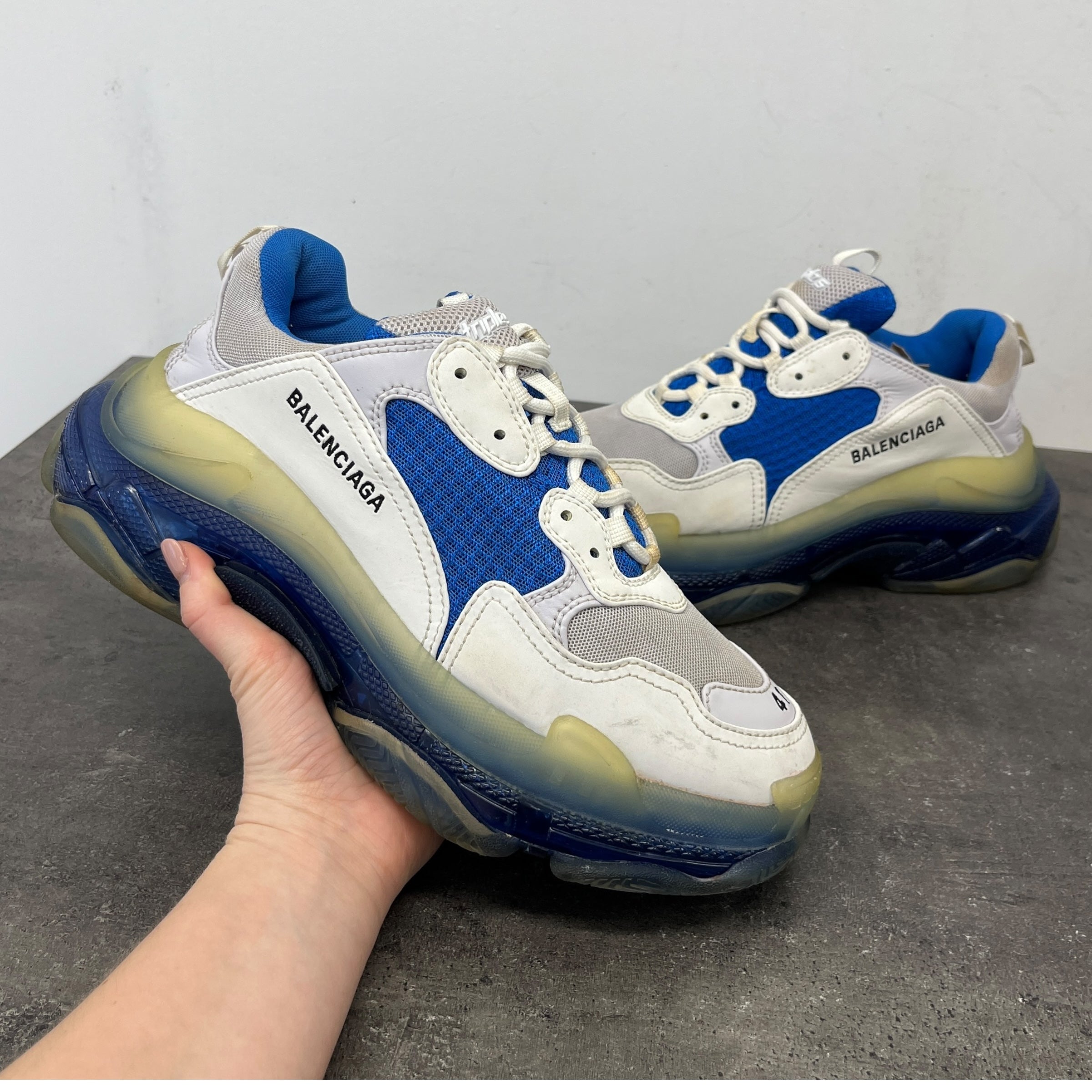 Men's Triple S Low Trainers Blue Size EU 41 / UK 7