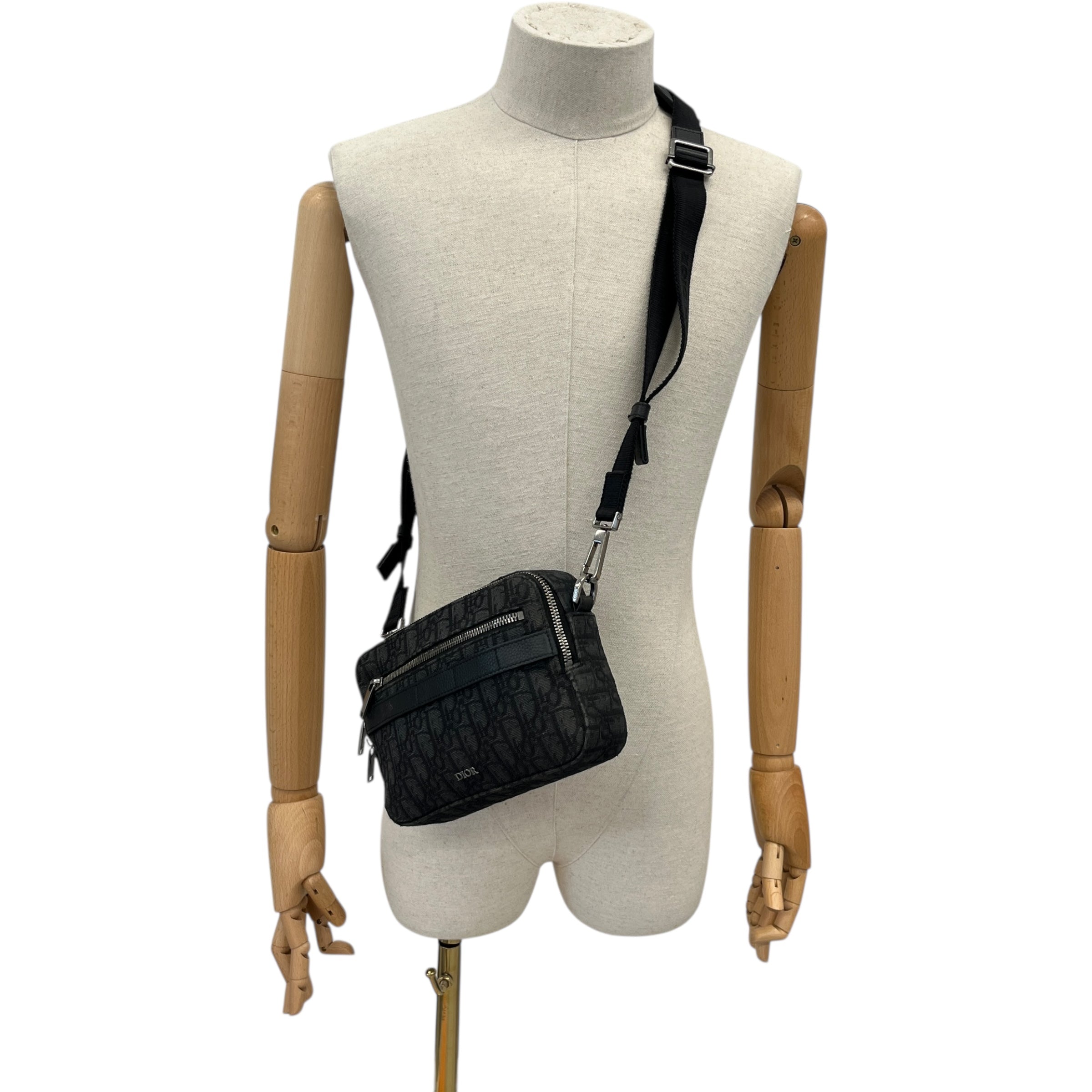 Men's Safari Oblique Messenger Bag Grey