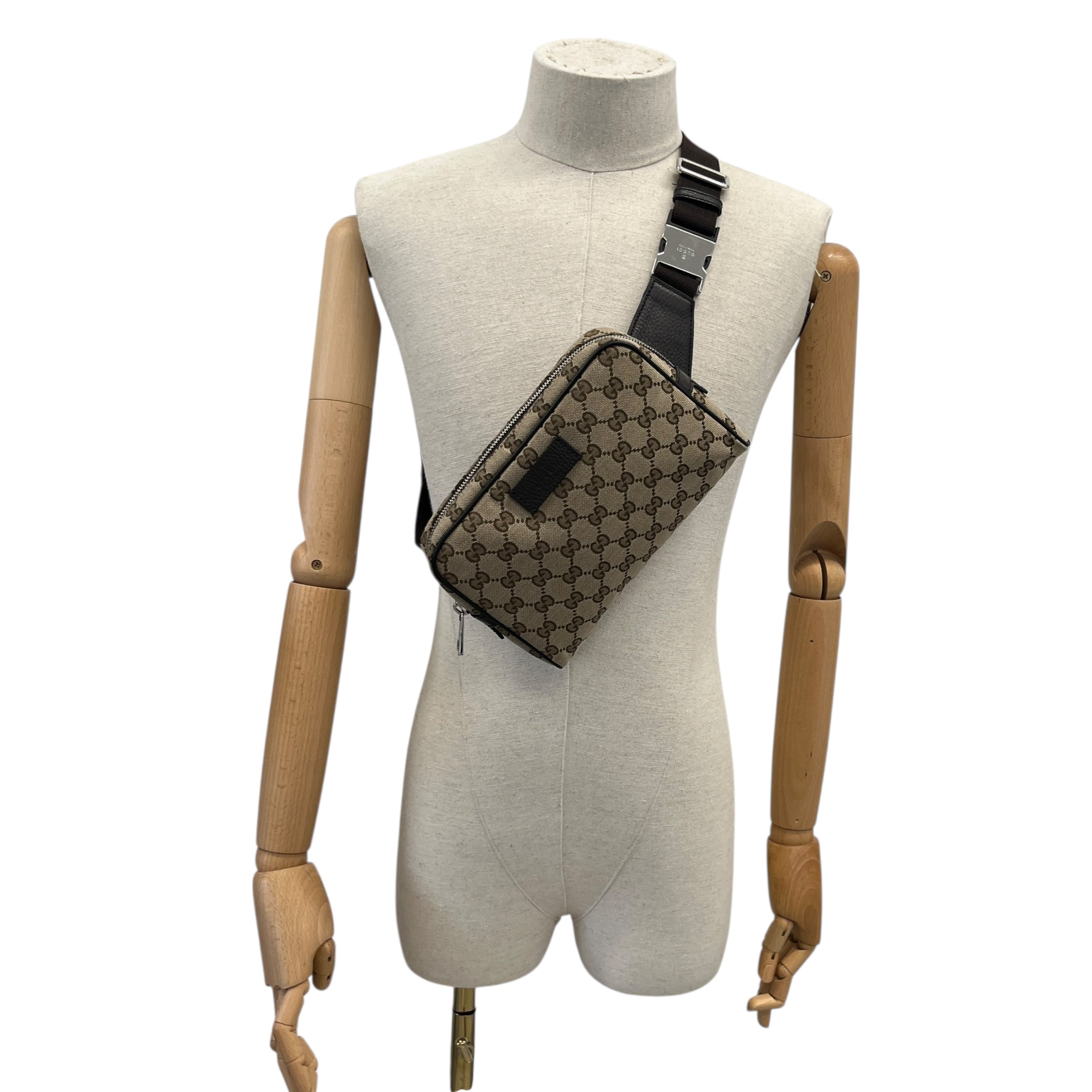 Men's Gg Supreme Belt Bag Beige