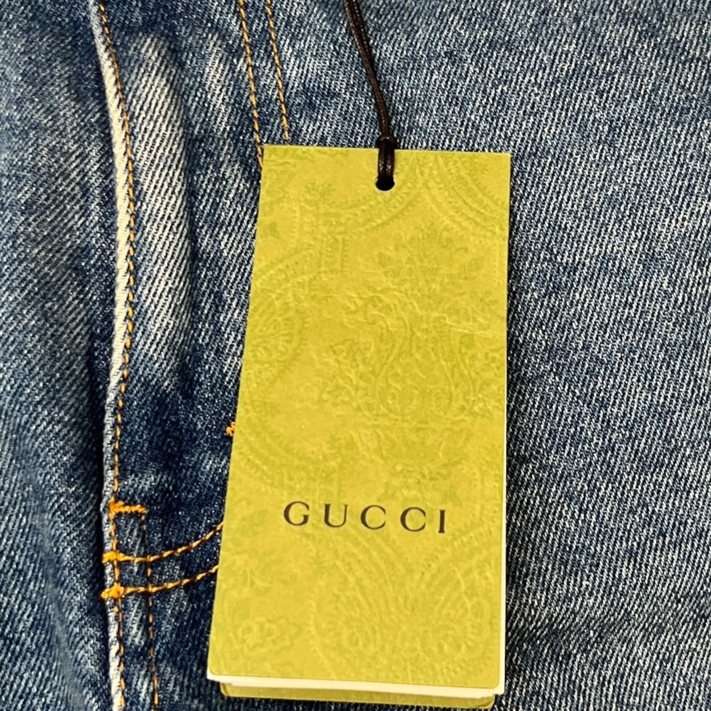 Men's Plaque Logo Jeans Blue Size Waist 32"