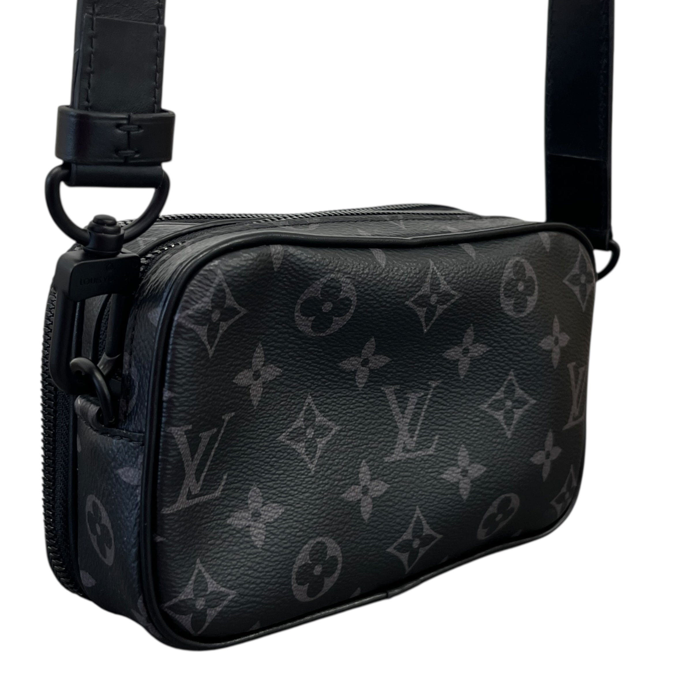 Men's Monogram Eclipse Alpha Wearable Wallet Messenger Bag Black