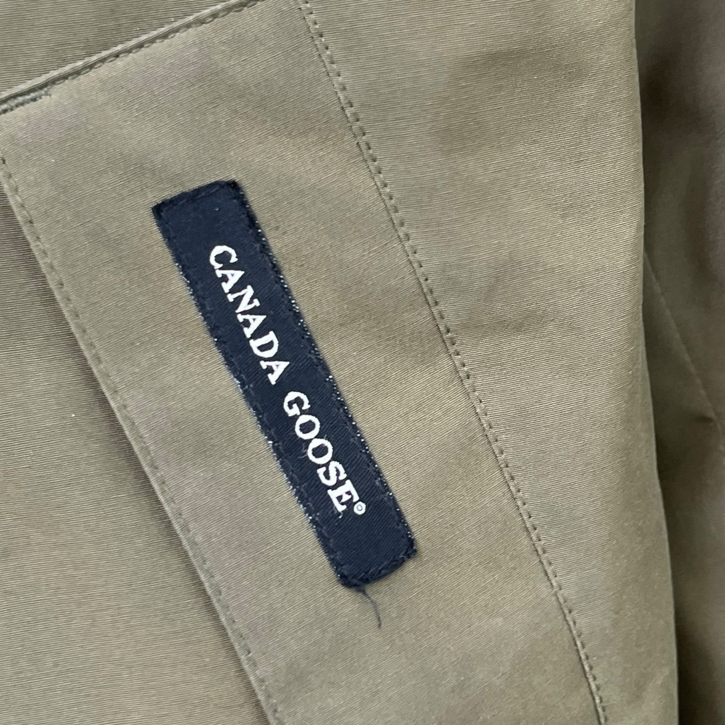 Men's Chilliwack Bomber Down Jacket Khaki Size L