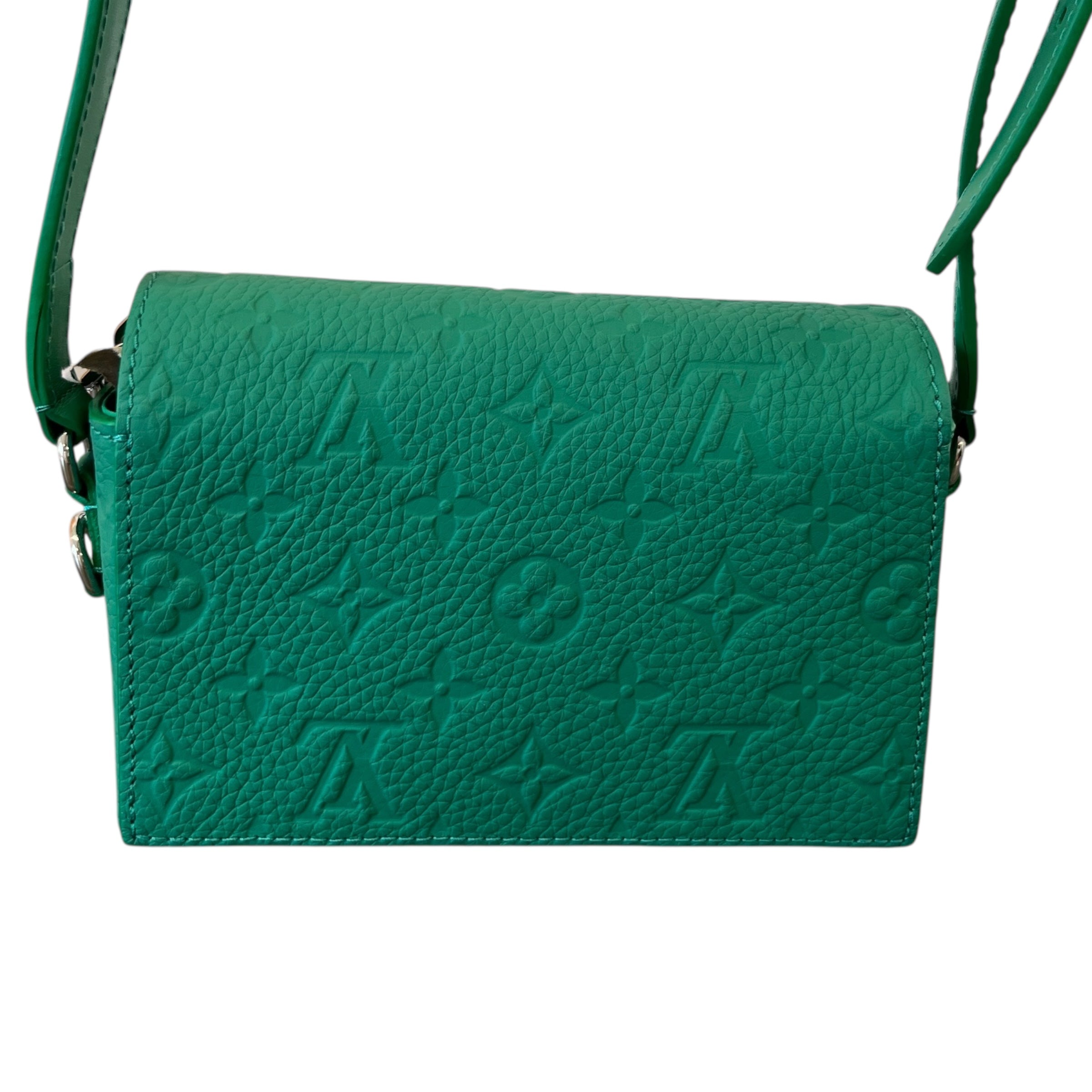 Steamer Wearable Wallet Bag Green