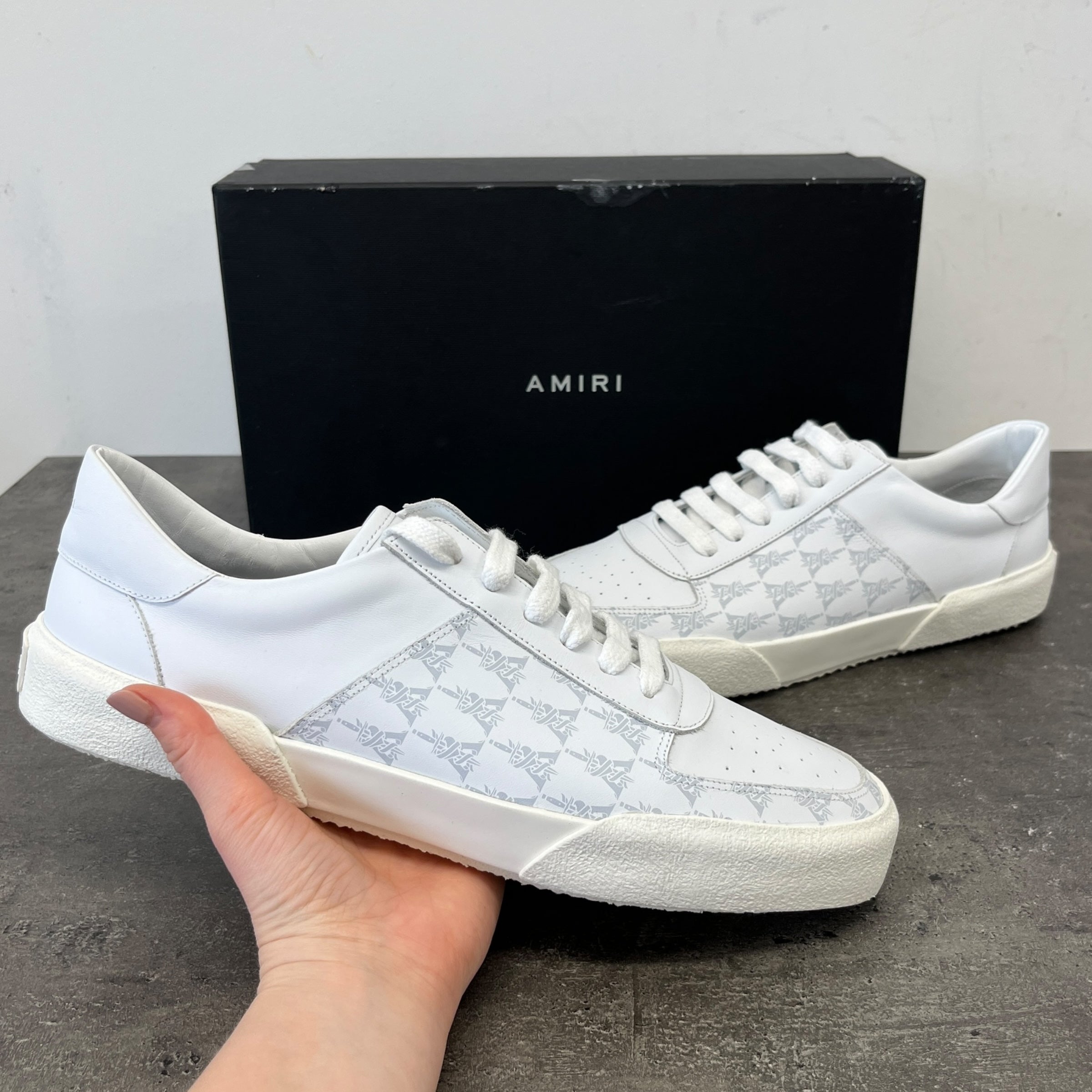 Men's Dagger Monogram Low Trainers White Size EU 44 / UK 10