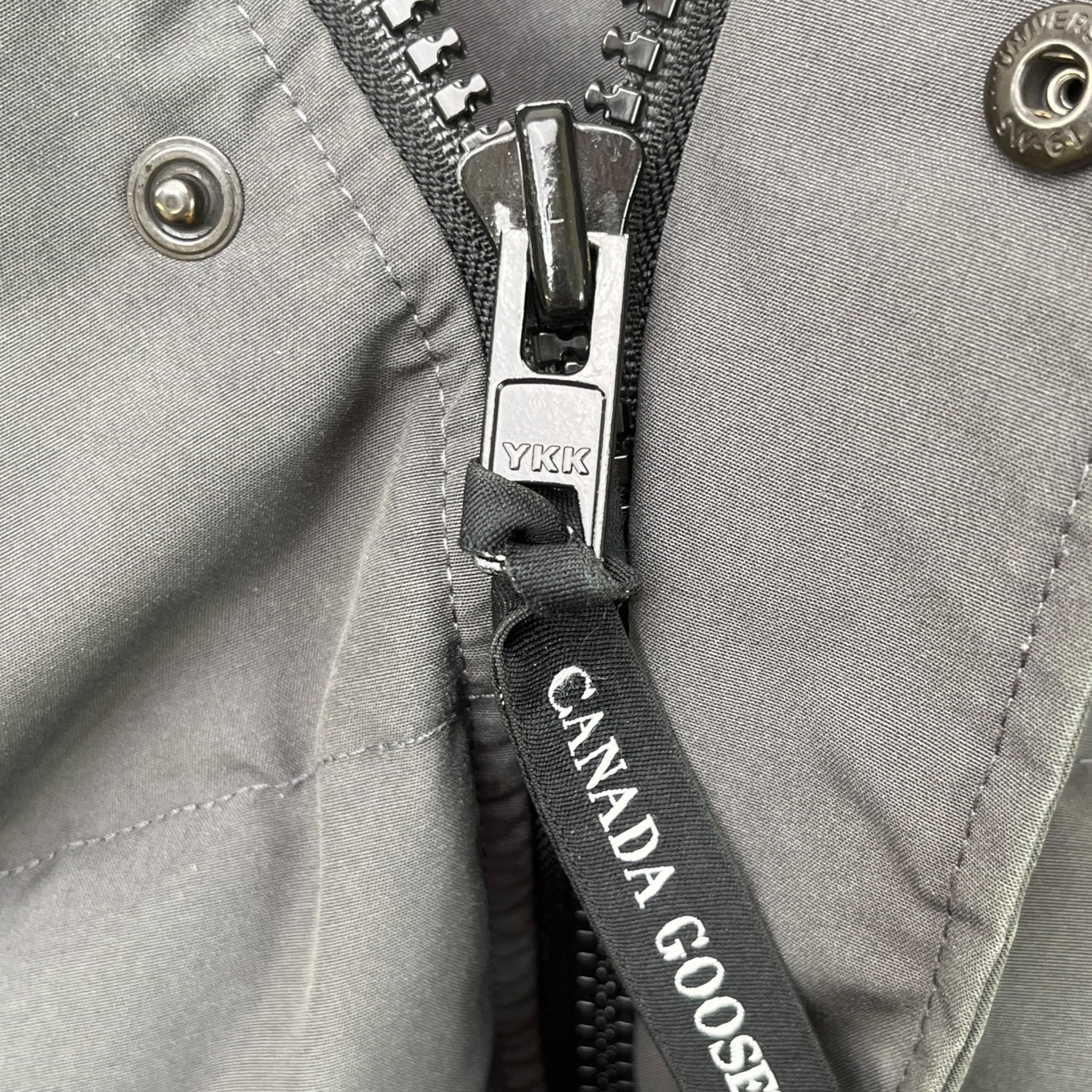 Men's Macmillan Parka Down Jacket Grey Size XL