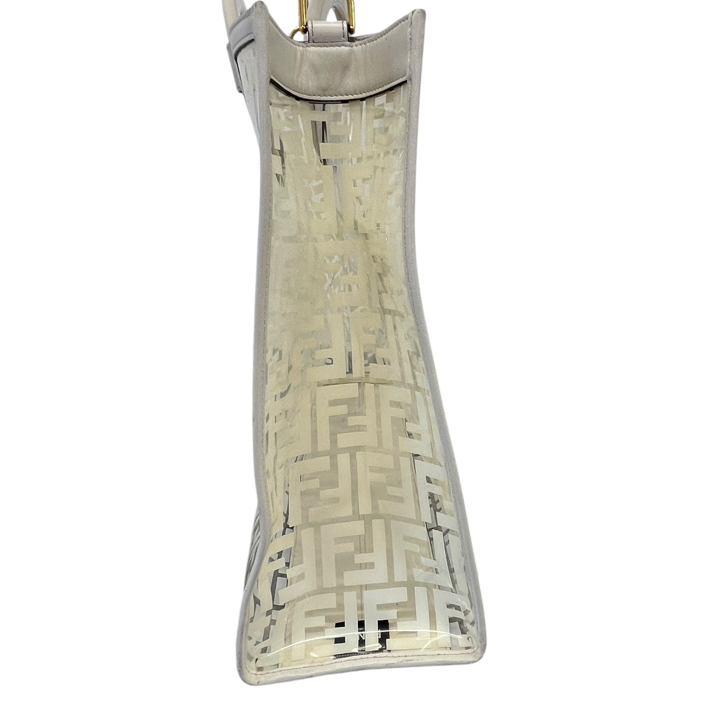 Women's Runaway Shopping Tote Bag Cream