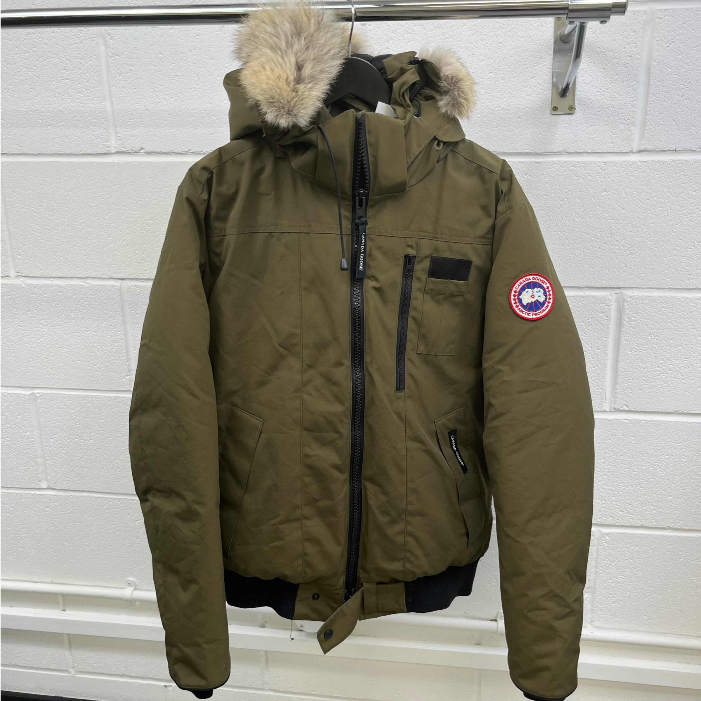 Men's Chilliwack Bomber Down Jacket Khaki Size L