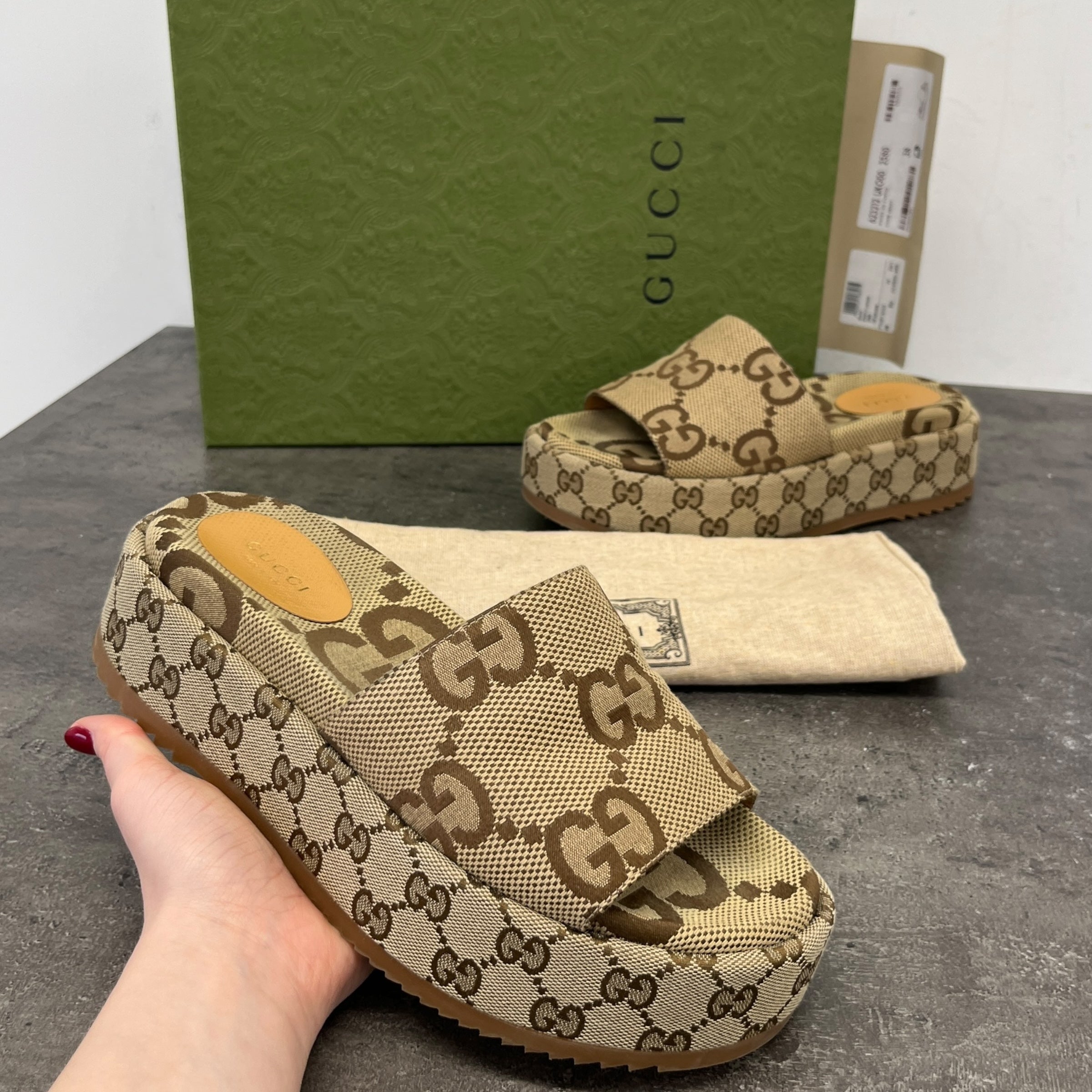 Women's Gg Supreme Platform Slides Beige Size EU 38 / UK 5