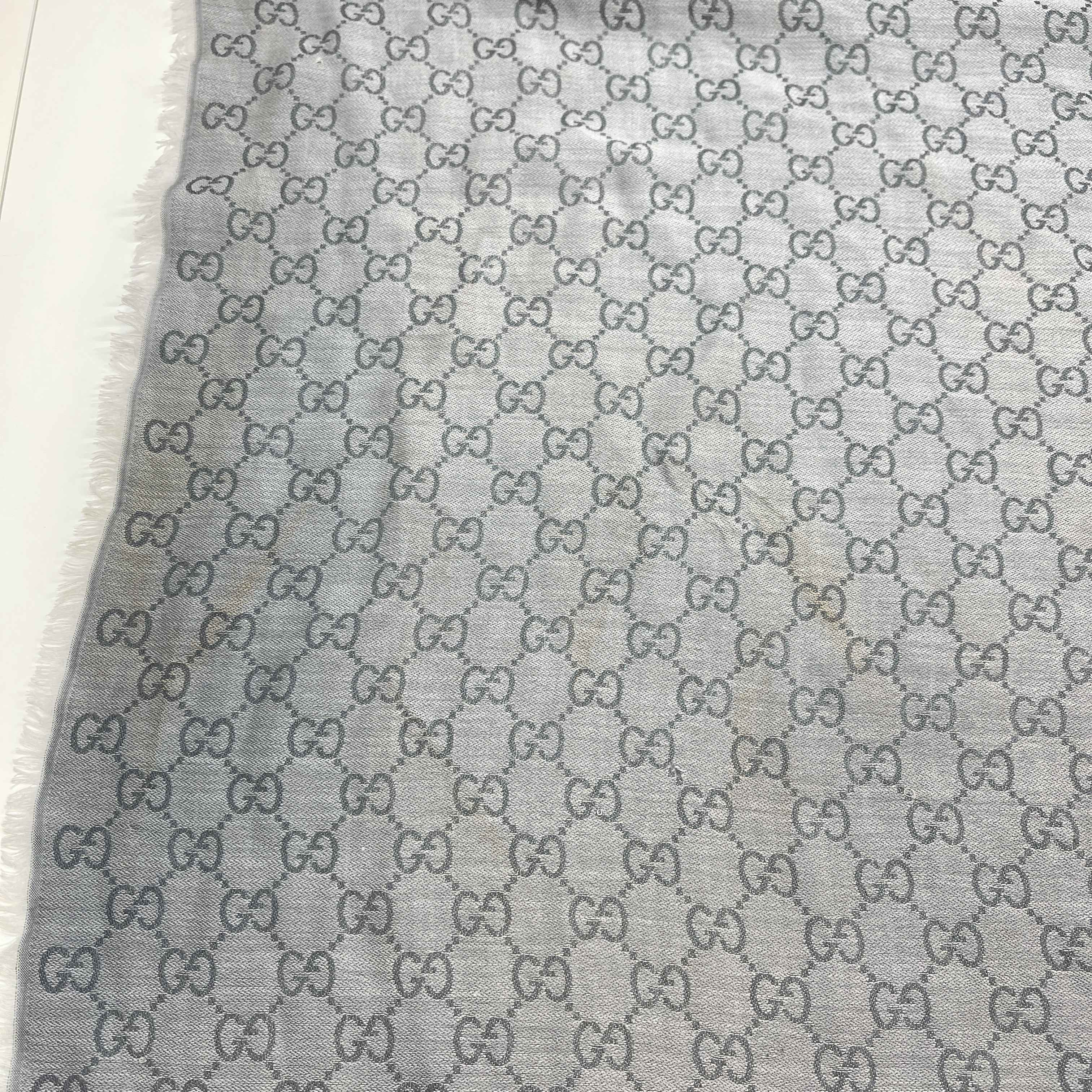 Women's Gg Supreme Shawl Grey