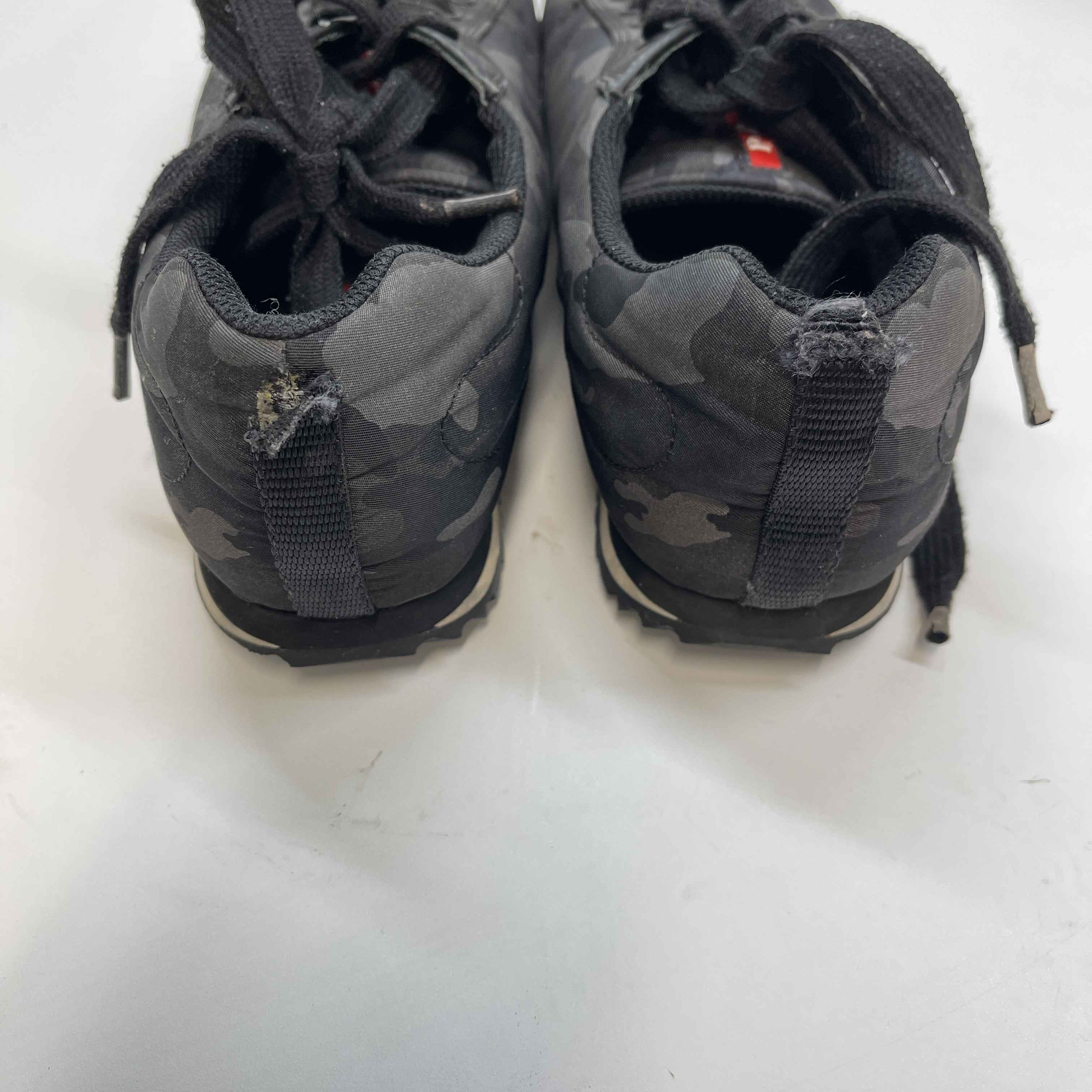 Men's Linear Rosa Camo Low Trainers Black Size EU 39 / UK 5