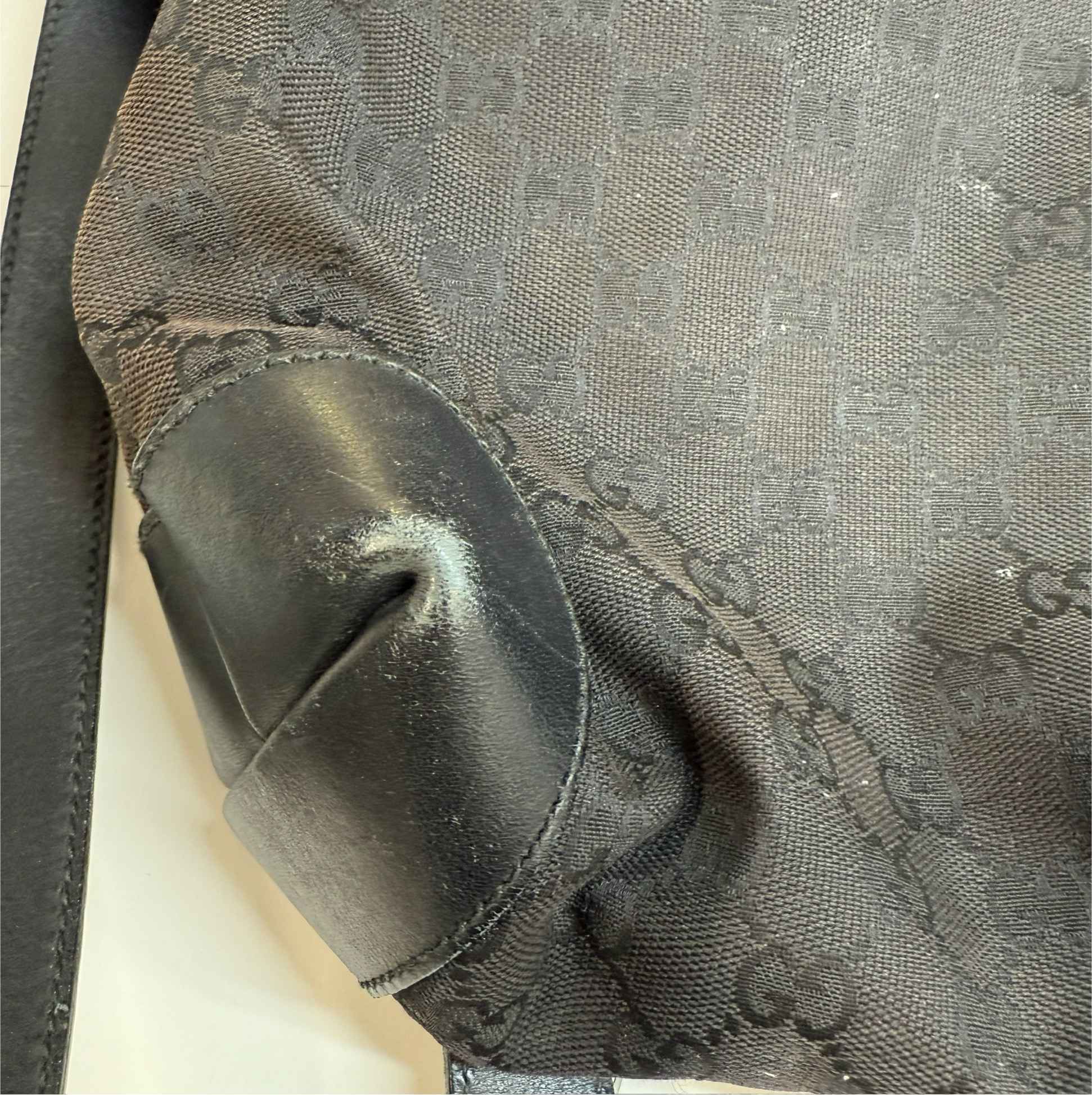 Women's Gg Supreme Handbag Black