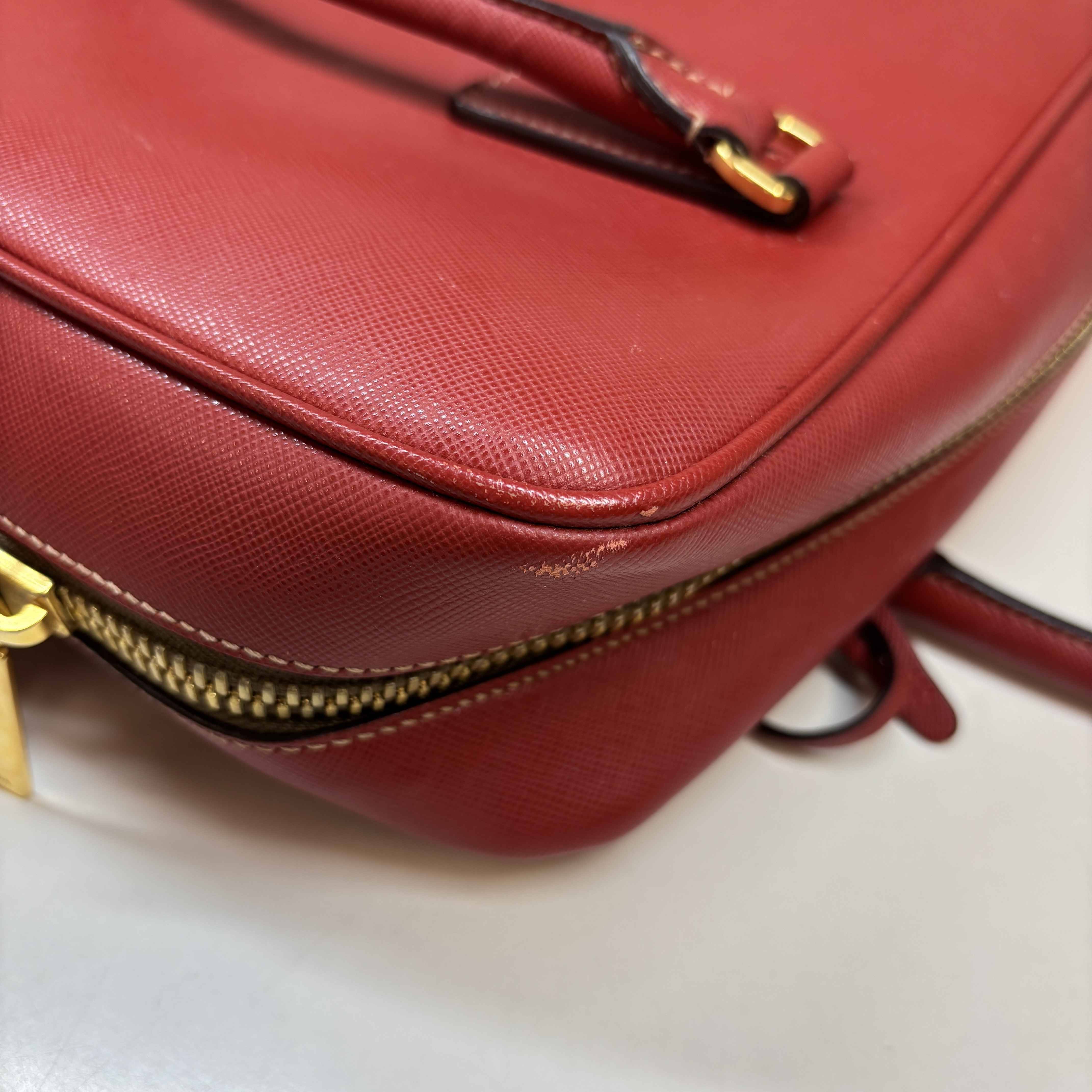 Women's Cerise Saffiano Bauletto Tote Bag Red