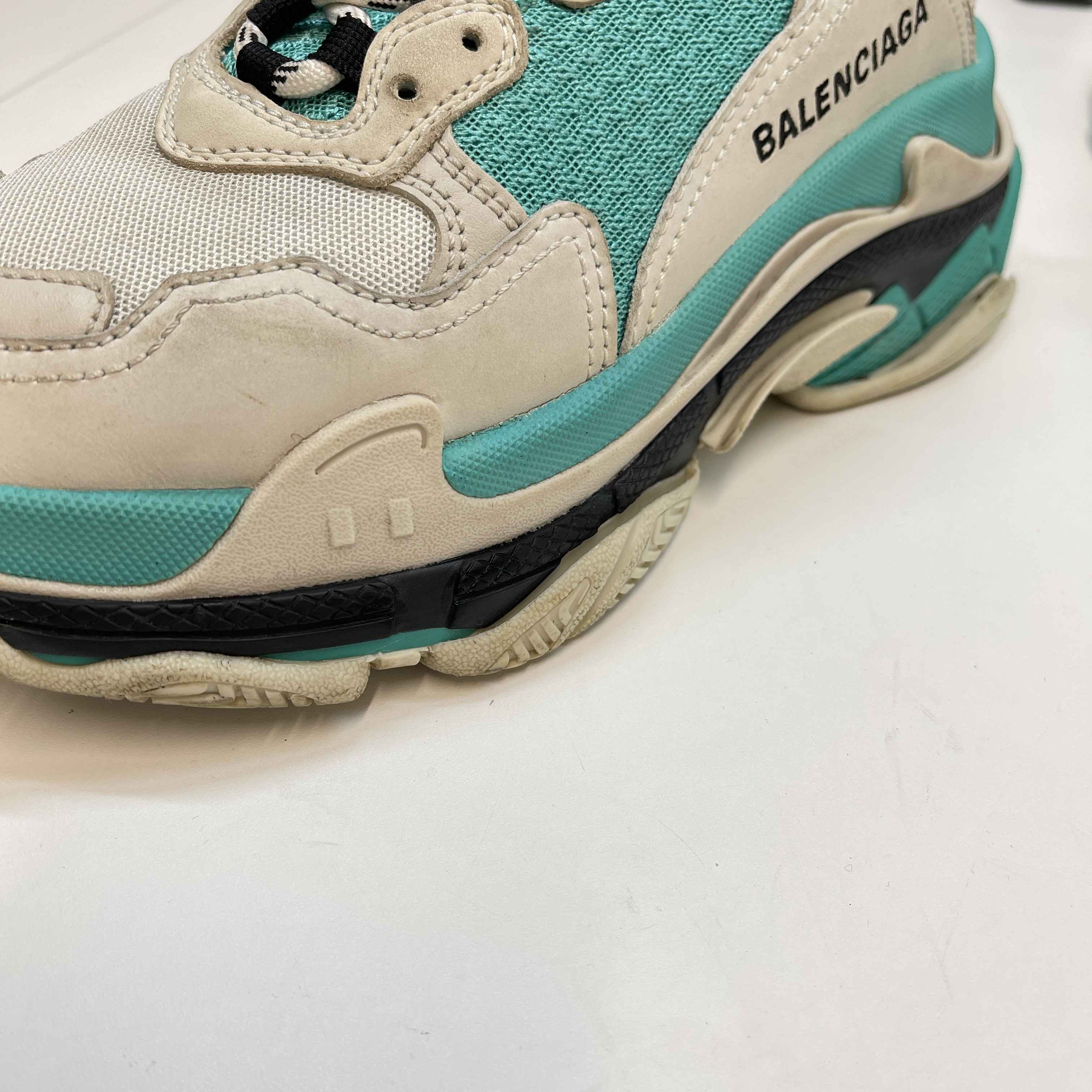 Women's Triple S Low Trainers Blue Size EU 37 / UK 4