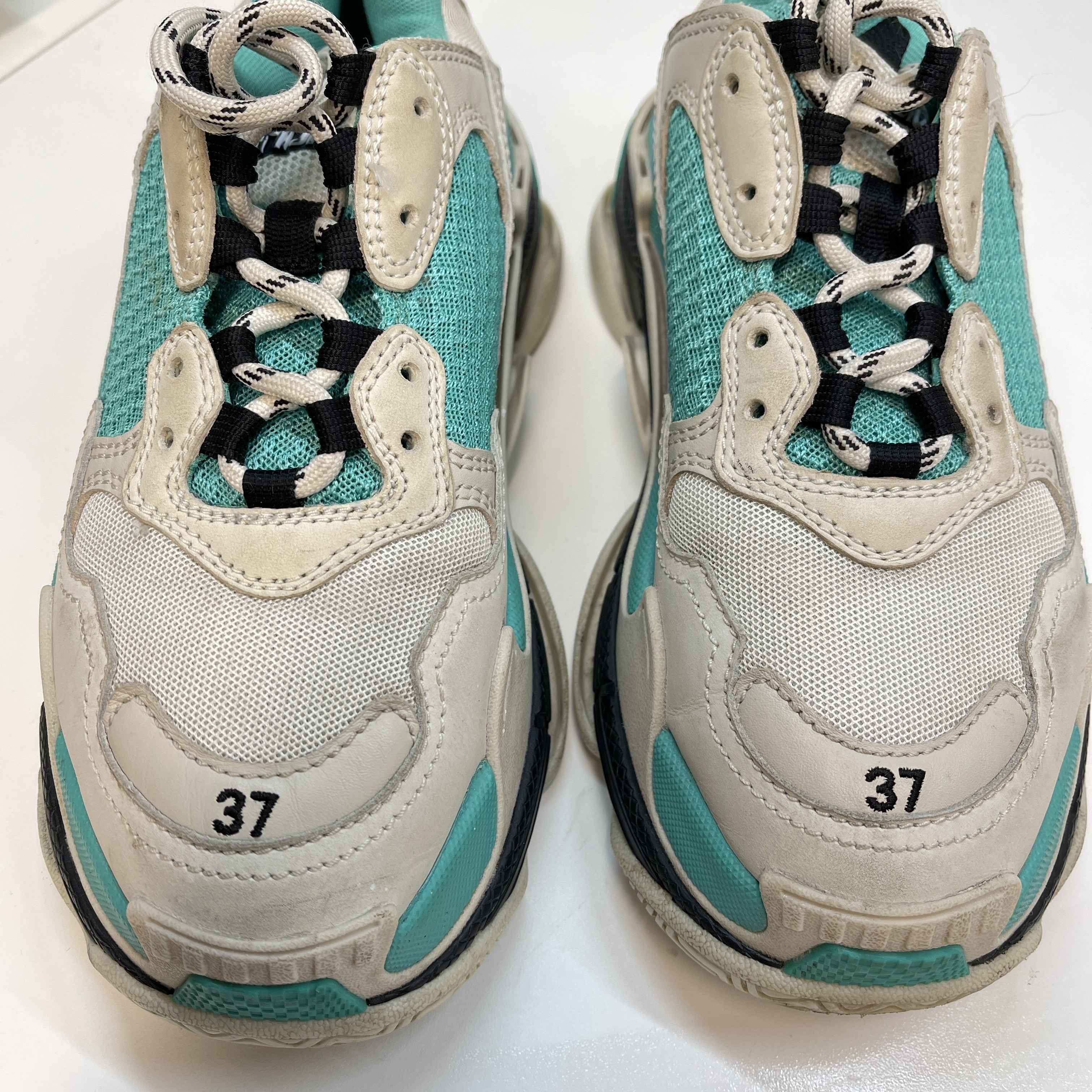 Women's Triple S Low Trainers Blue Size EU 37 / UK 4