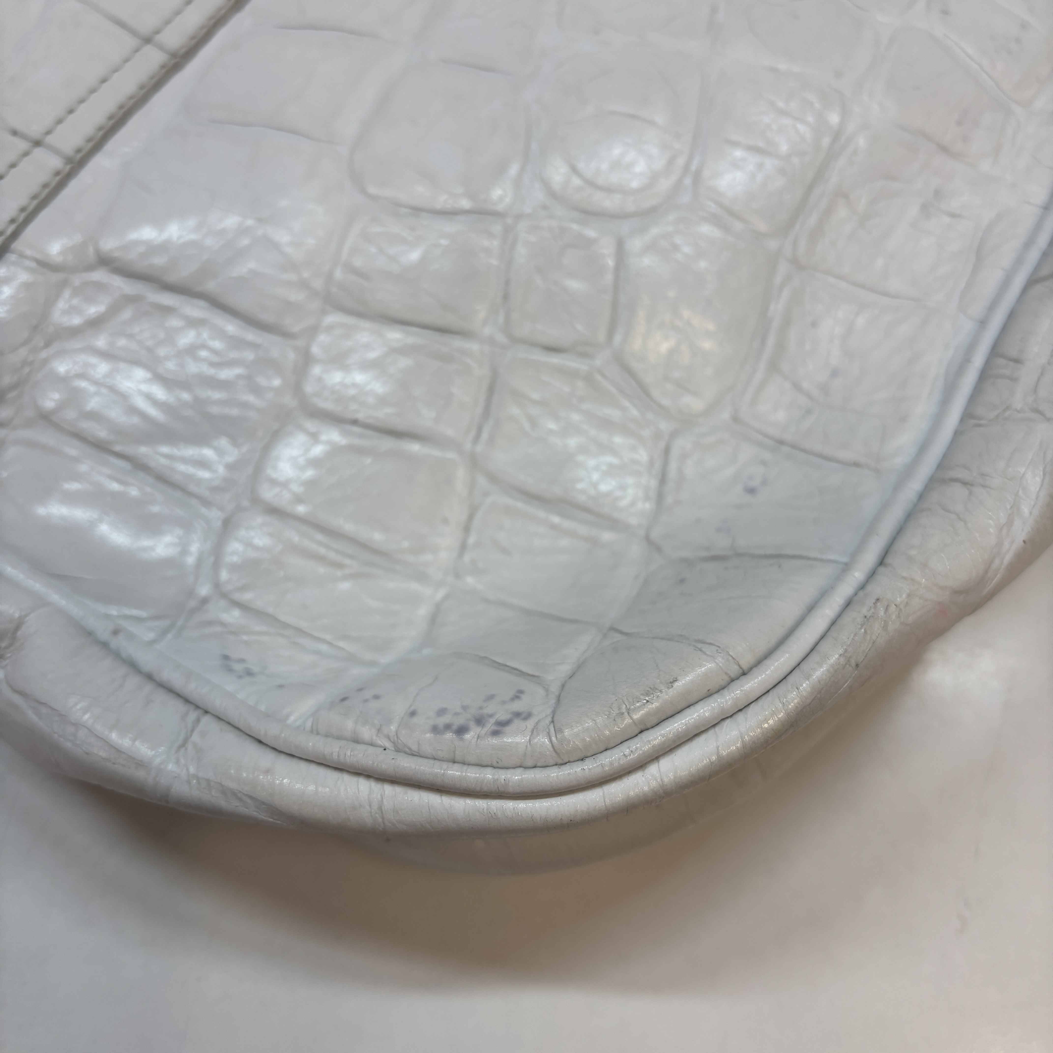Women's Lily Messenger Bag White