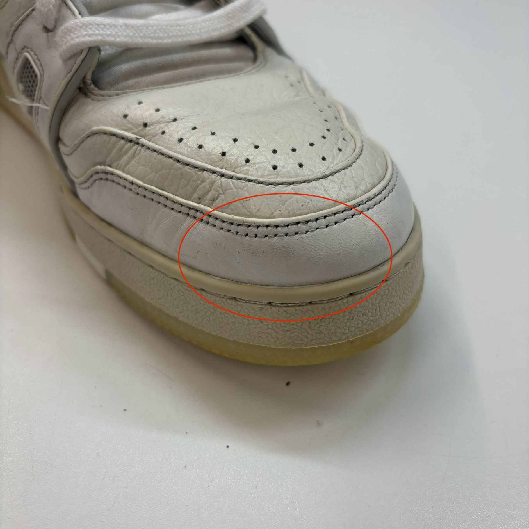 Men's Lv Low Trainers White Size EU 40 / UK 6