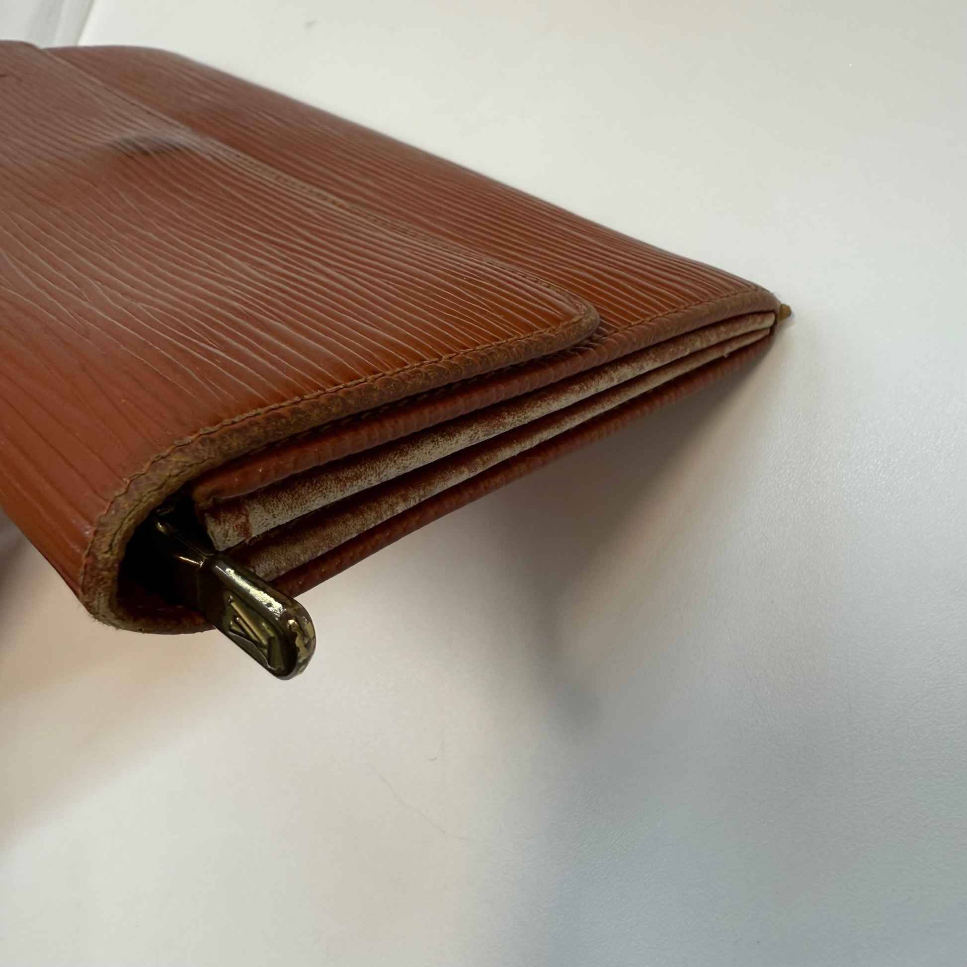 Men's Epi Sarah Wallet Brown