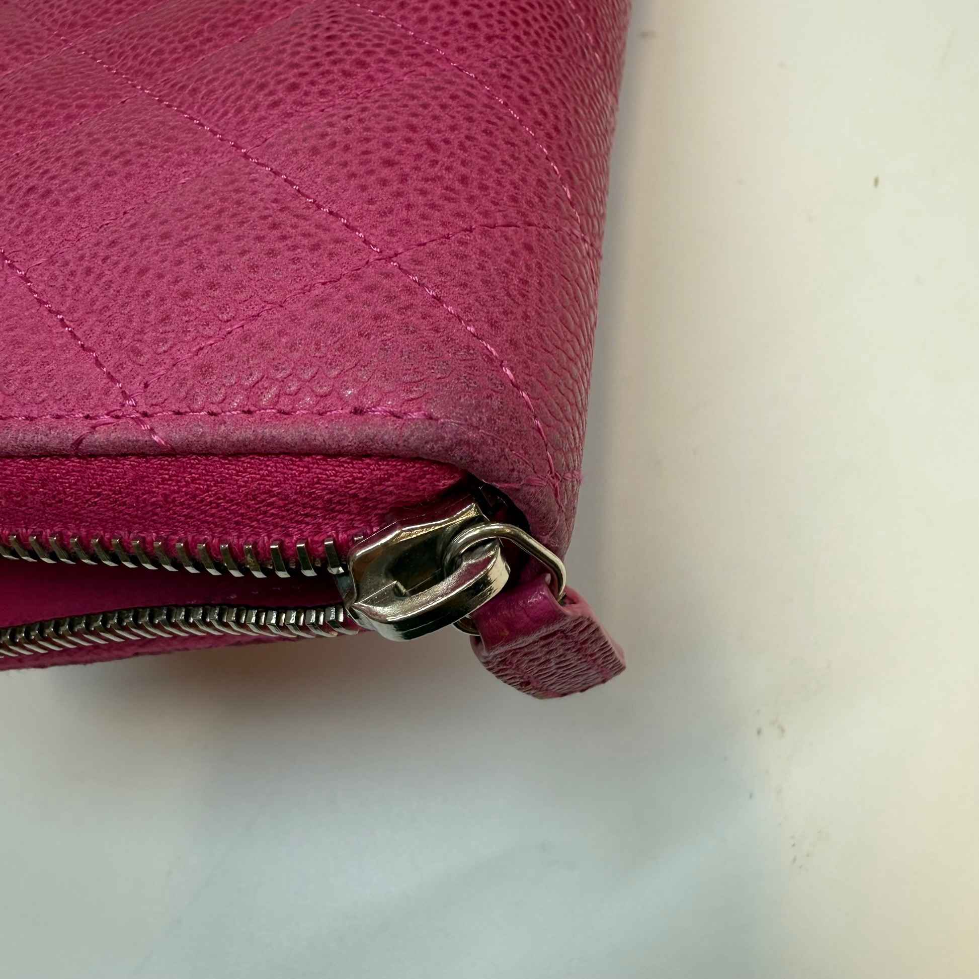 Women's Quilted Caviar Purse Pink