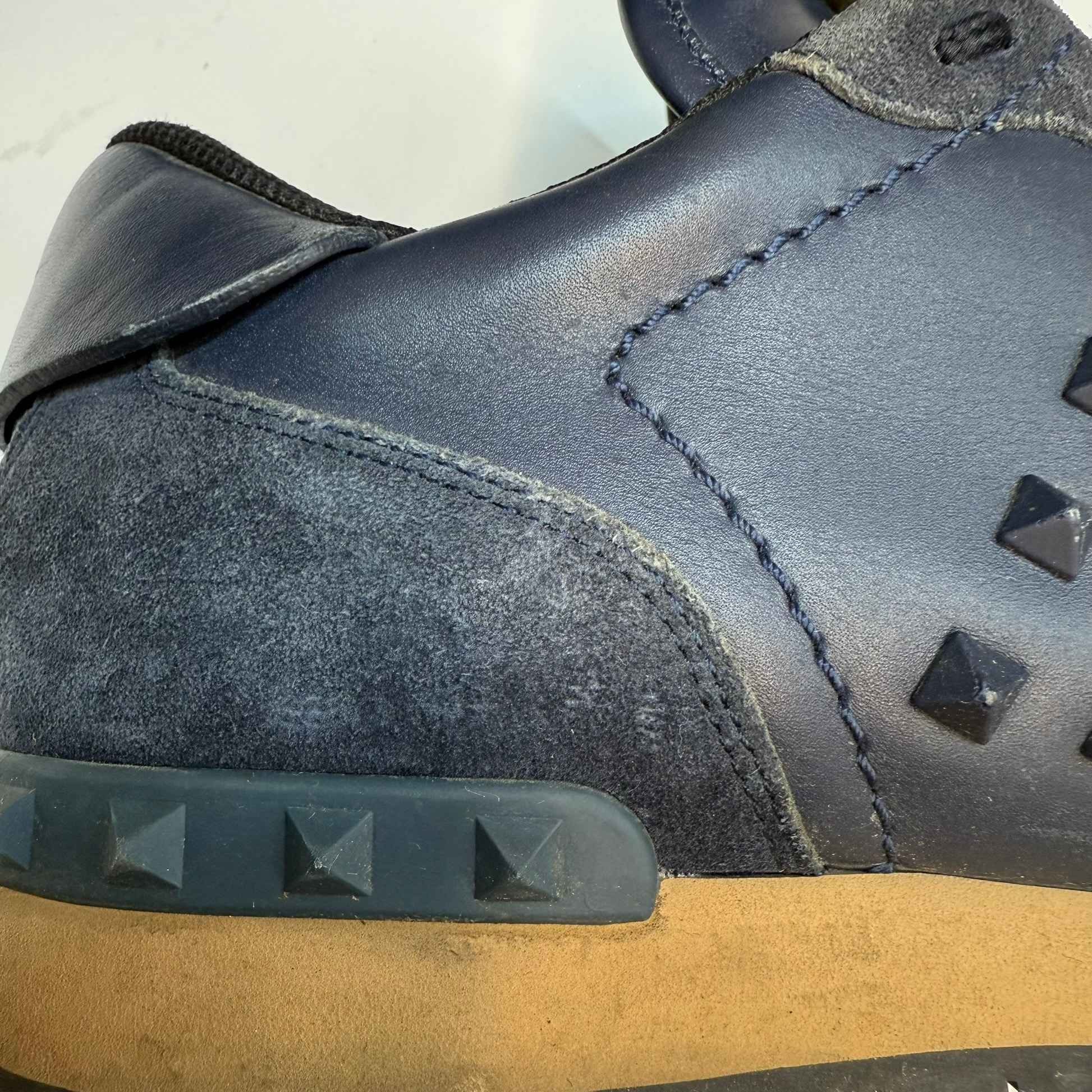 Men's Rockrunner Low Trainers Navy Size EU 43 / UK 9