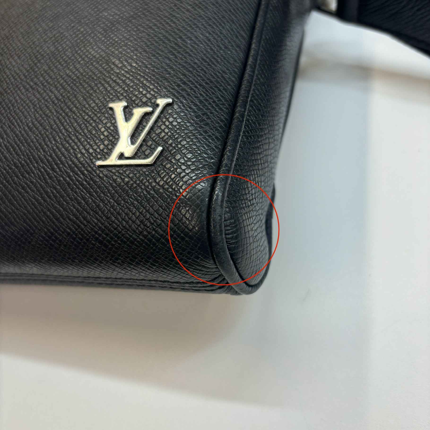 Men's Taiga Alex Messenger Bag Black