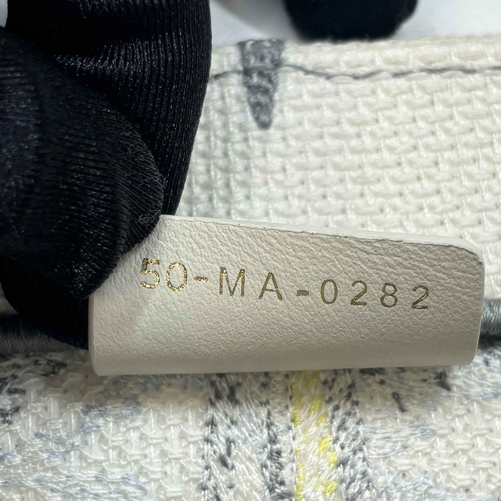 Women's Large Book Tote Handbag White