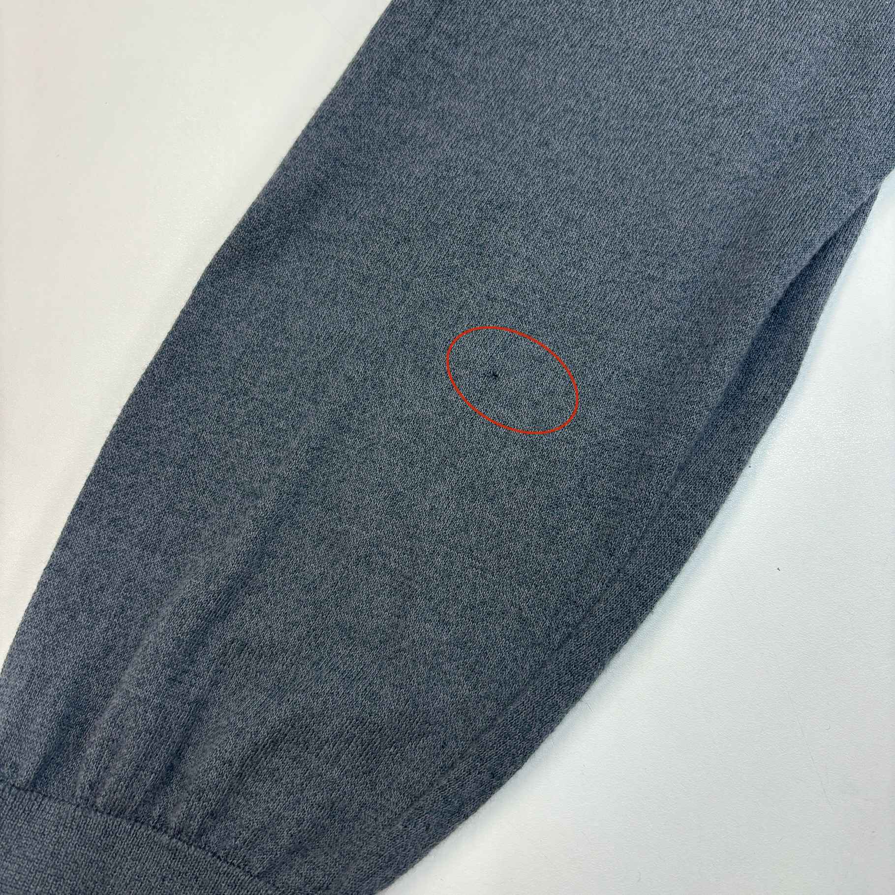 Men's V Neck Jumper Grey Size L