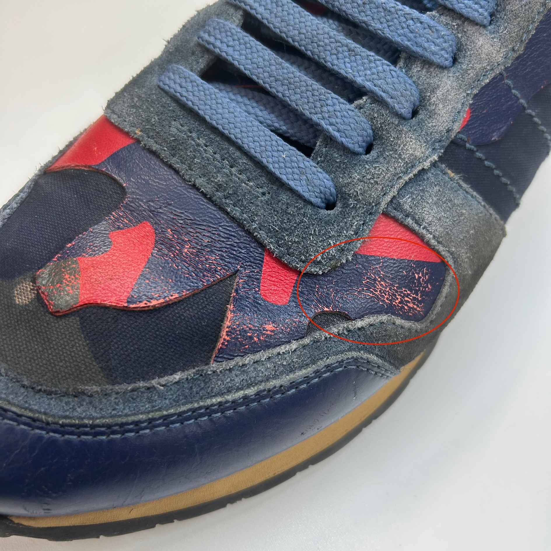 Men's Rockrunner Low Trainers Navy Size EU 41 / UK 7