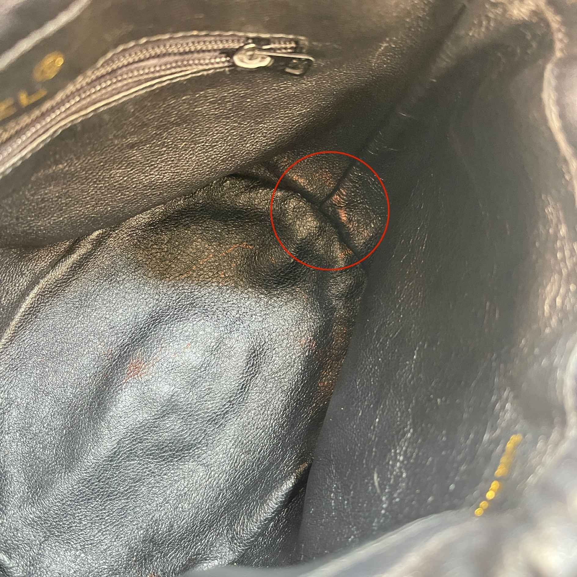 Women's Matelasse Chain Bucket Bag Black