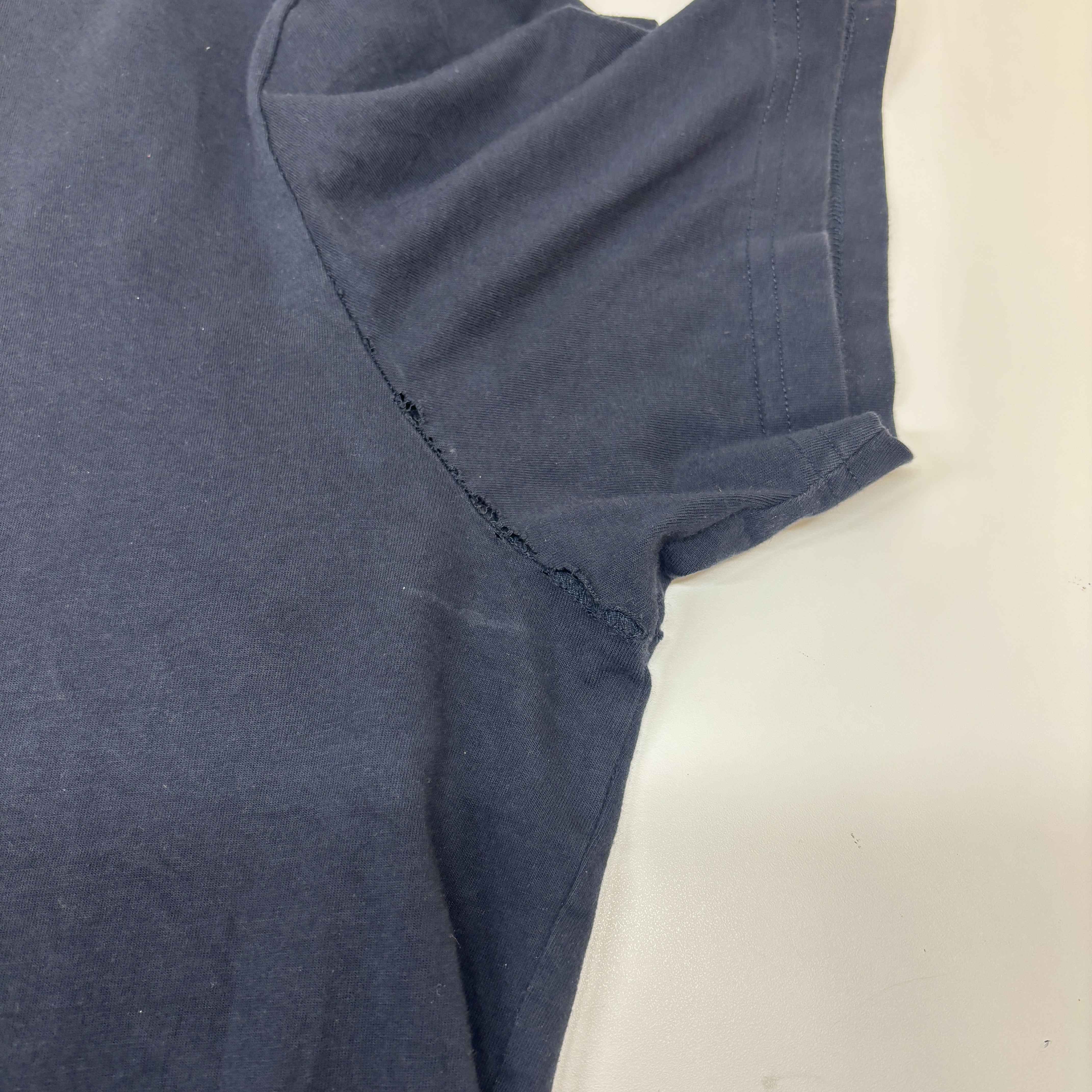 Men's Embroidered Bee Logo T-Shirt Navy Size L