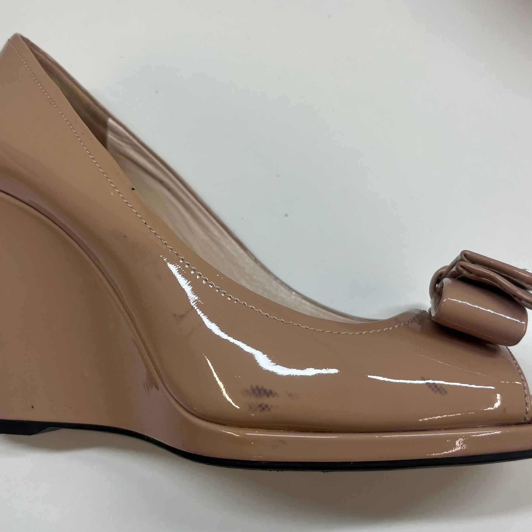 Women's Patent Bow Wedge Heels Beige Size EU 37 / UK 4