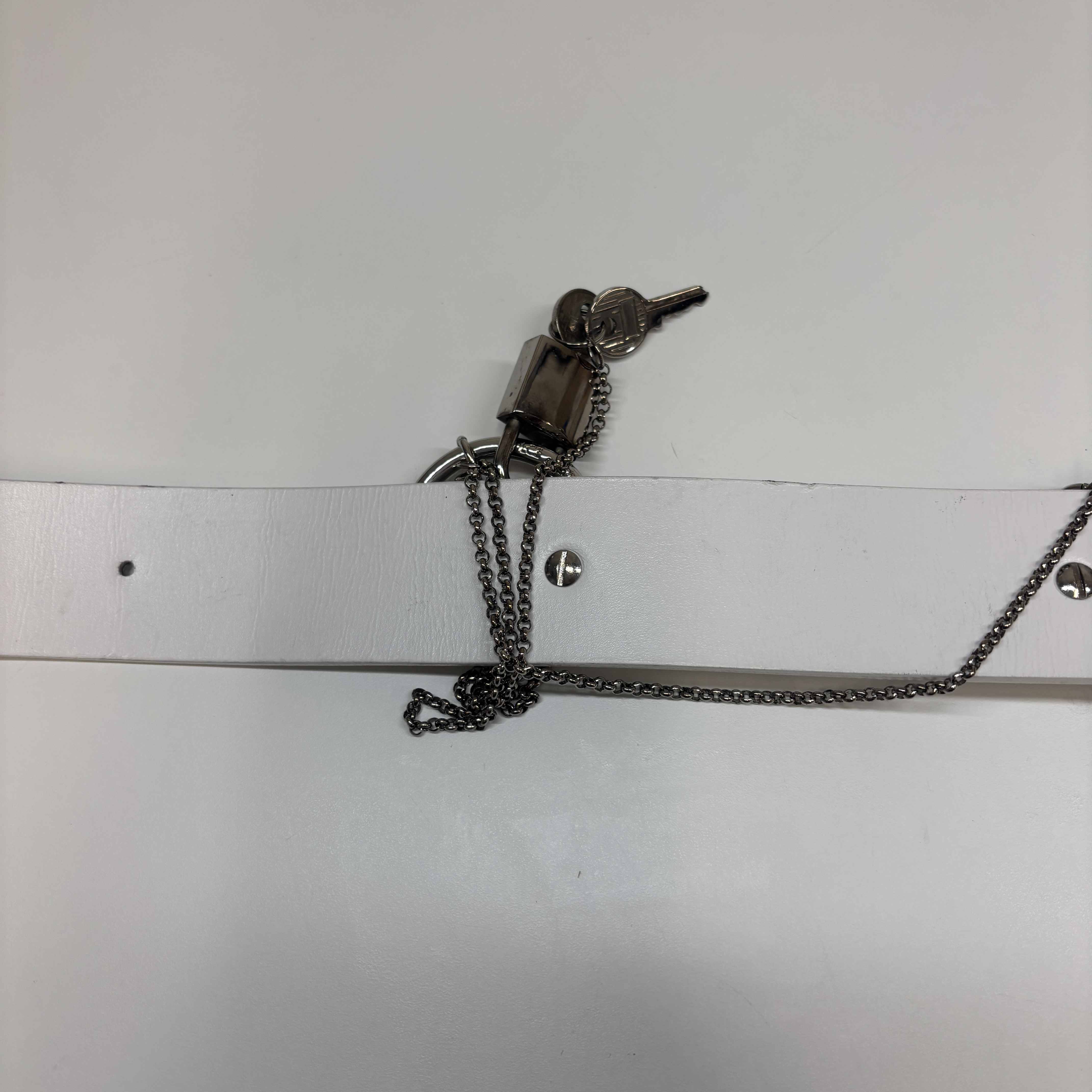 Women's Vintage Chain Detail Belt White Size 85CM / UK 10