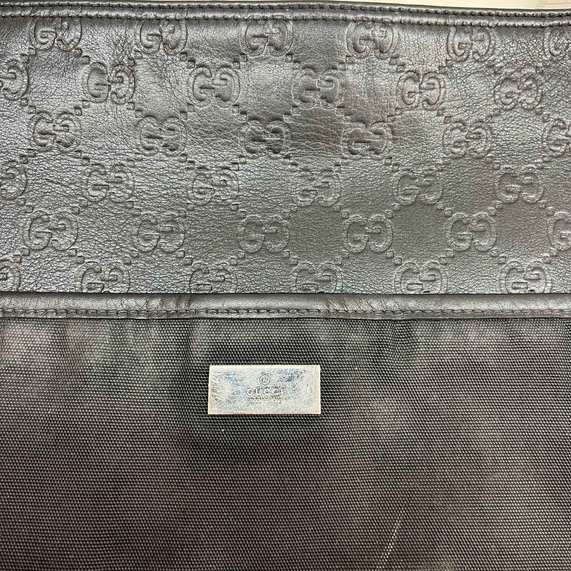 Men's Gg Supreme Plaque Logo Messenger Bag Black
