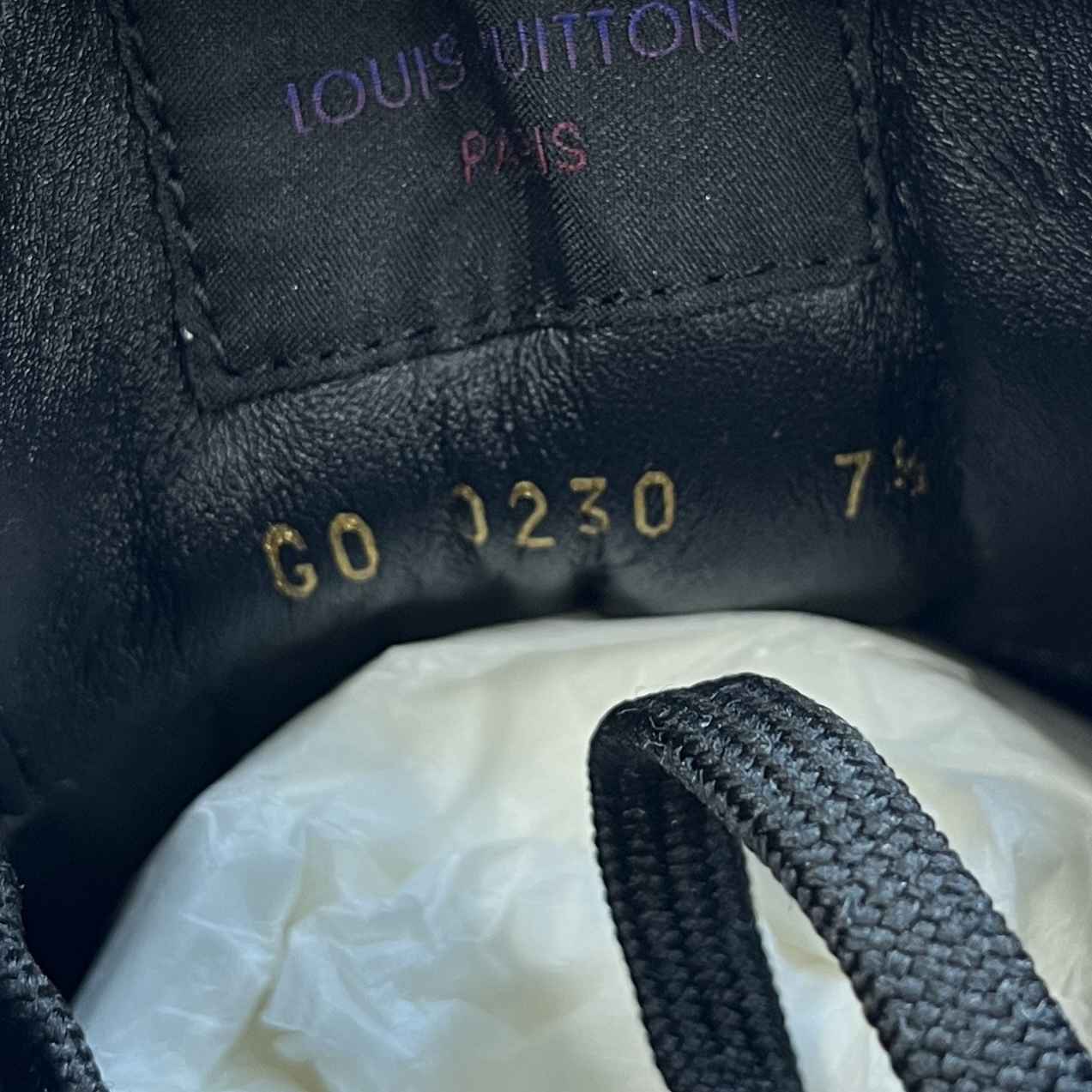 Men's Monogram Run Away Low Trainers Black Size EU 41.5 / UK 7.5