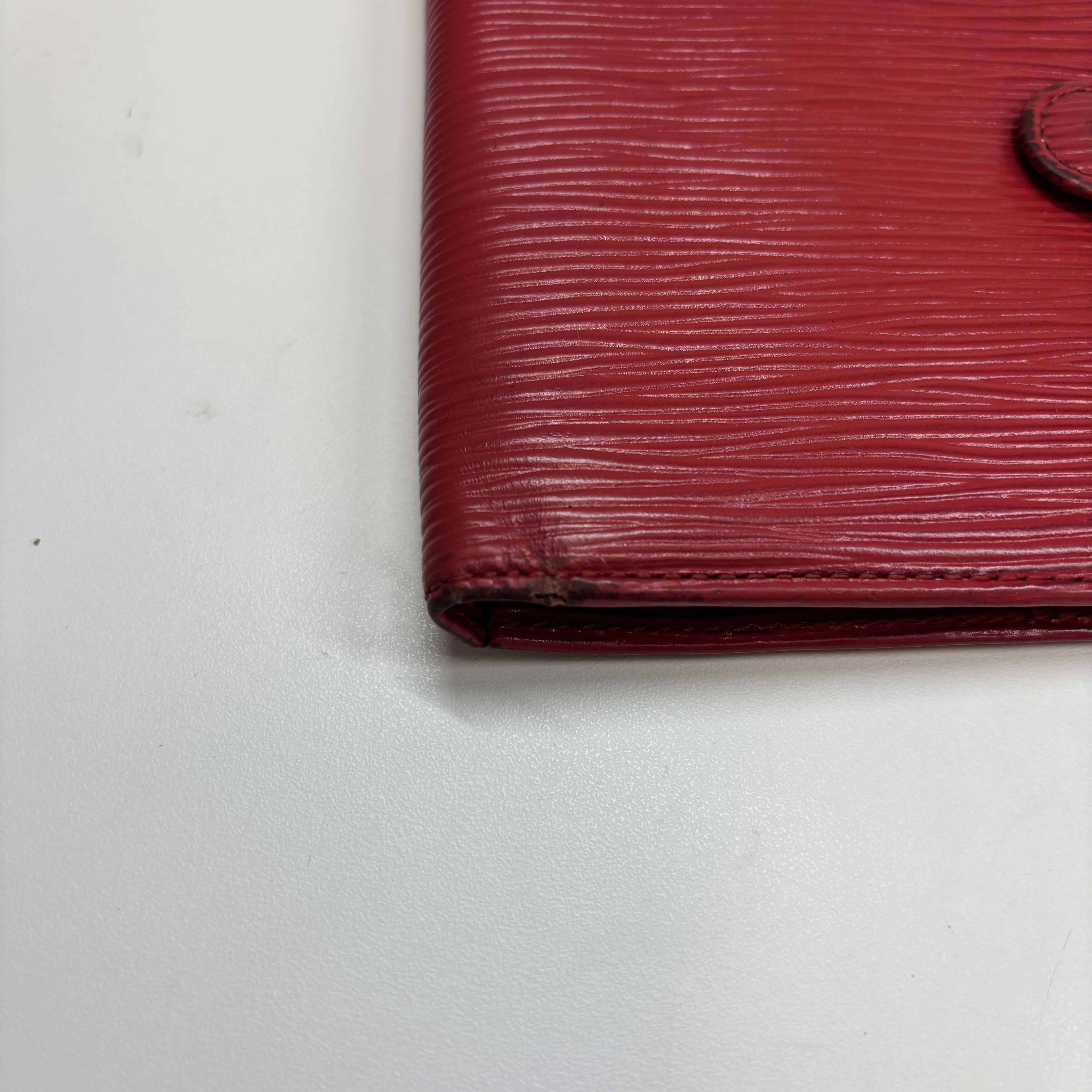 Women's Epi Logo Wallet Red