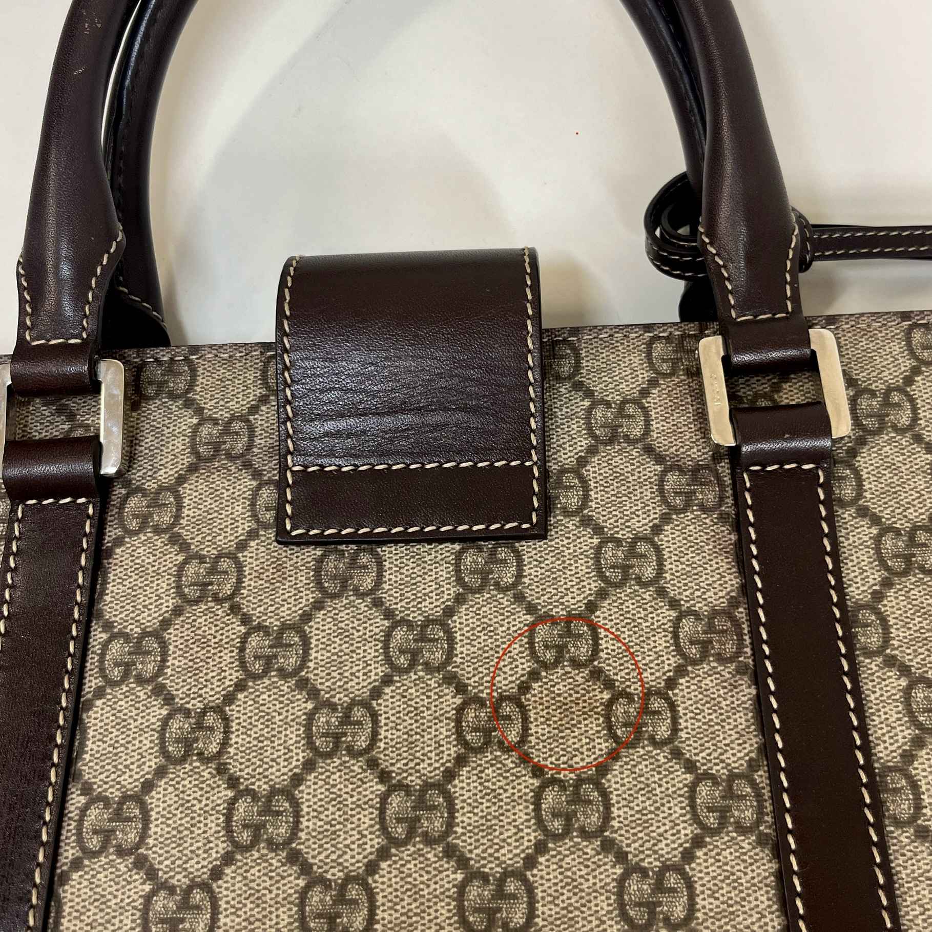 Women's Gg Supreme Brief Bag Beige