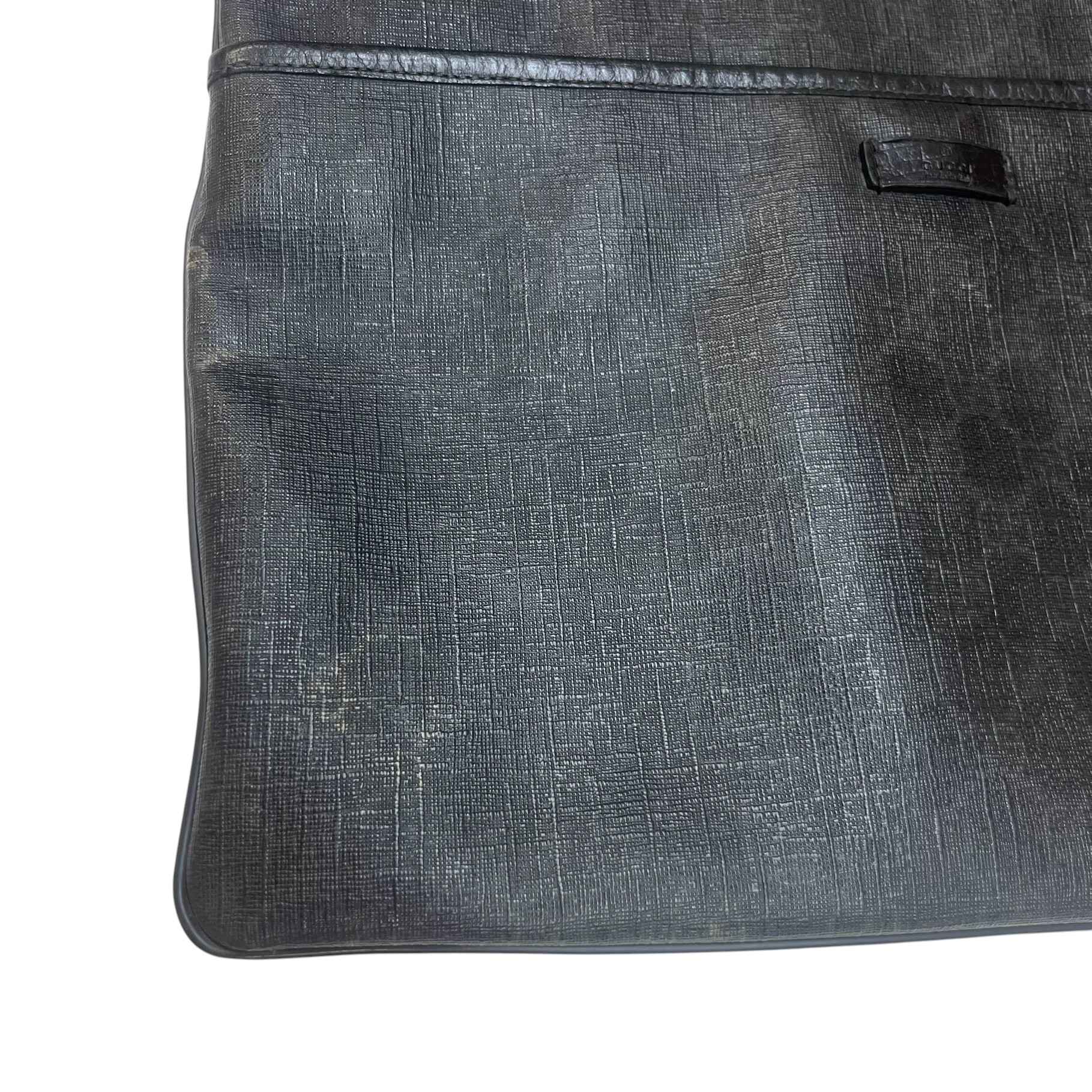 Men's Gg Supreme Messenger Bag Grey