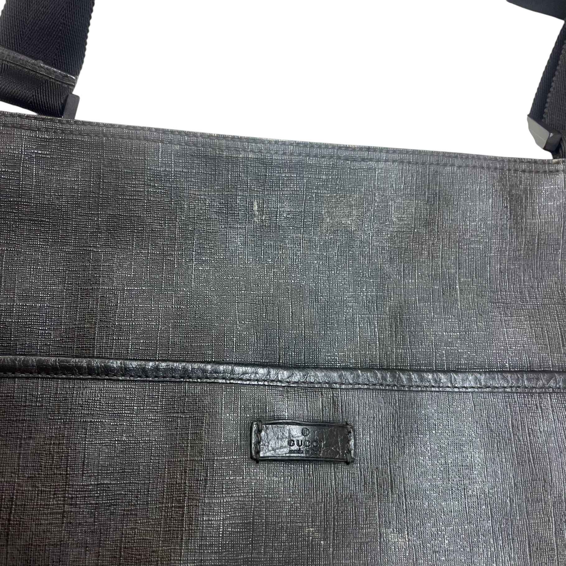 Men's Gg Supreme Messenger Bag Grey