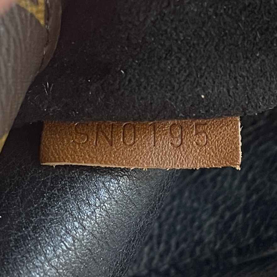 Women's Monogram Pallas Mm Handbag Brown