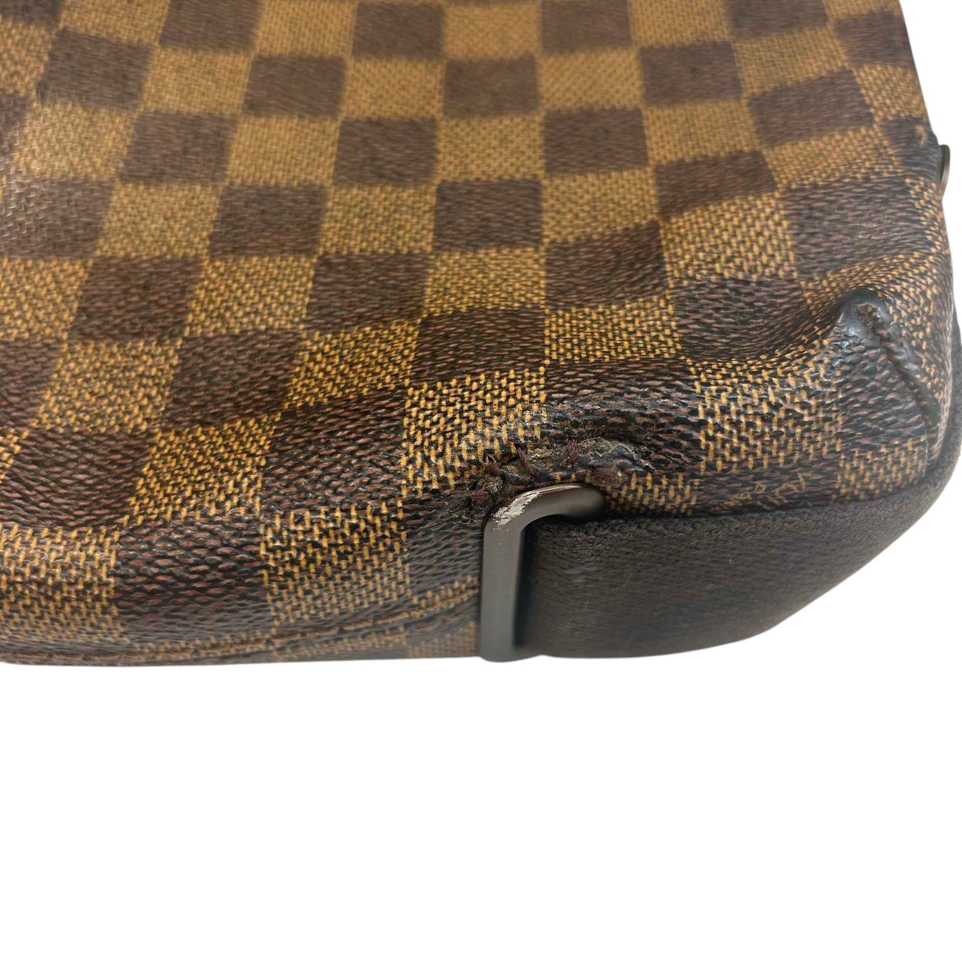 Men's Damier Brooklyn Pm Messenger Bag Brown