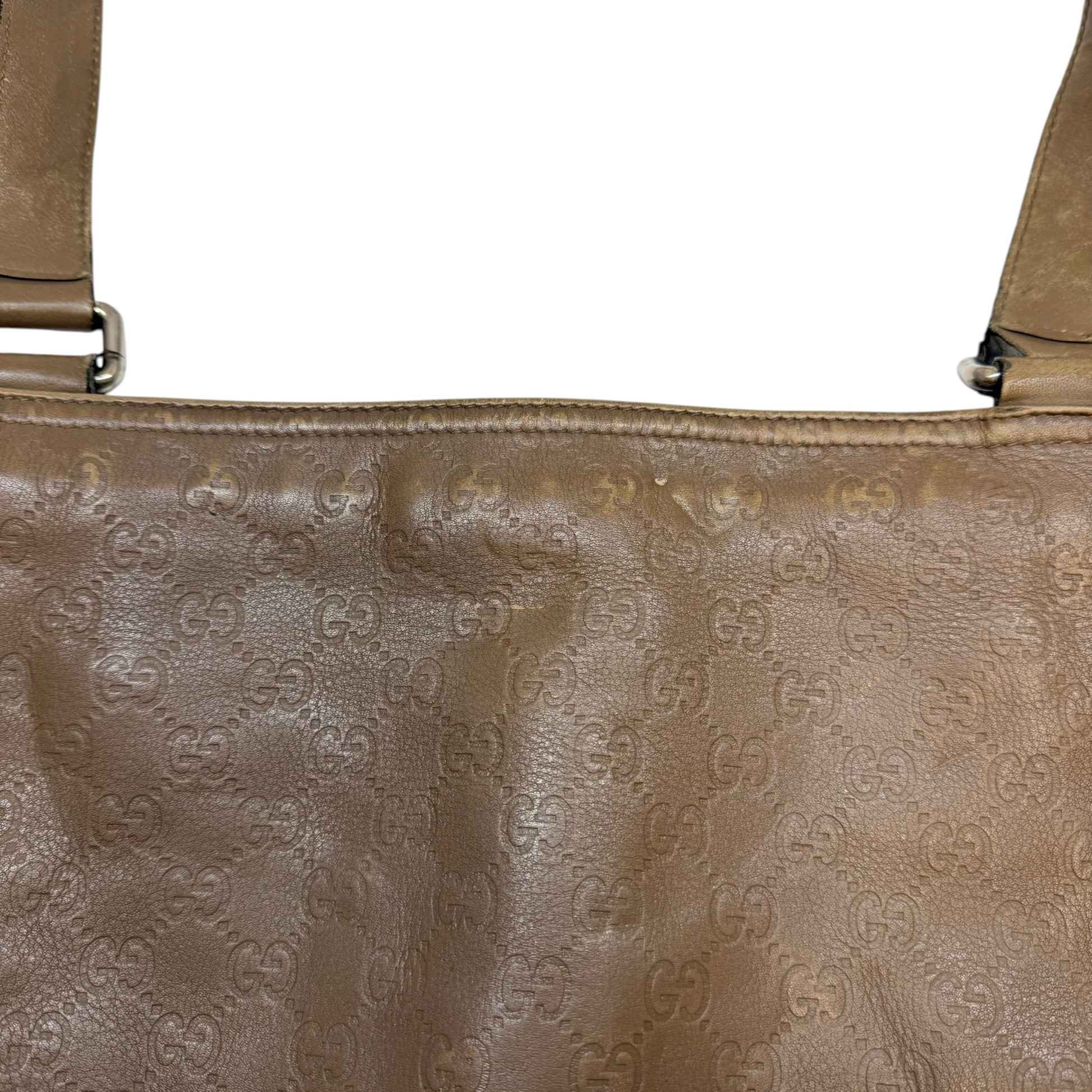 Men's Gg Supreme Messenger Bag Brown