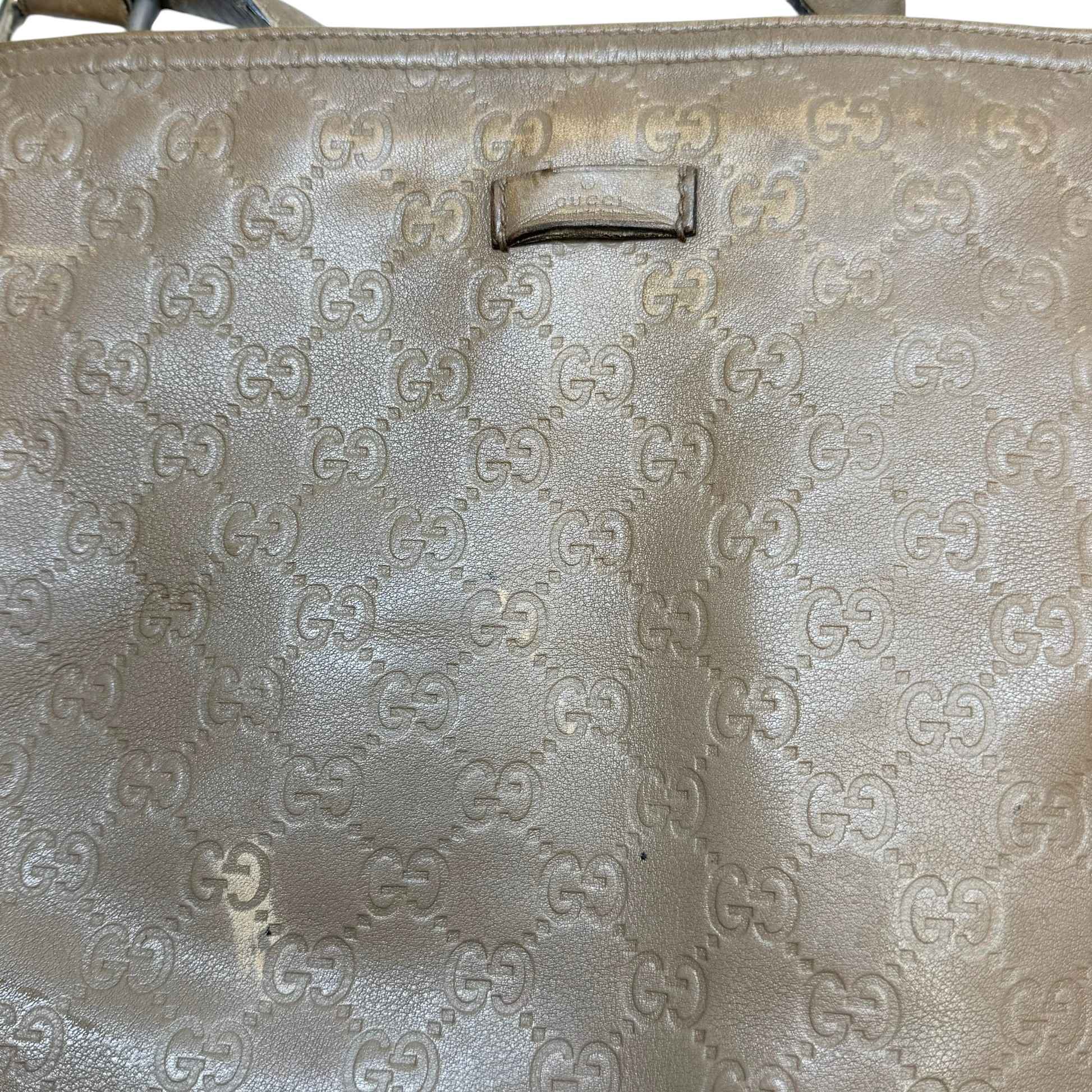 Men's Gg Supreme Messenger Bag Brown
