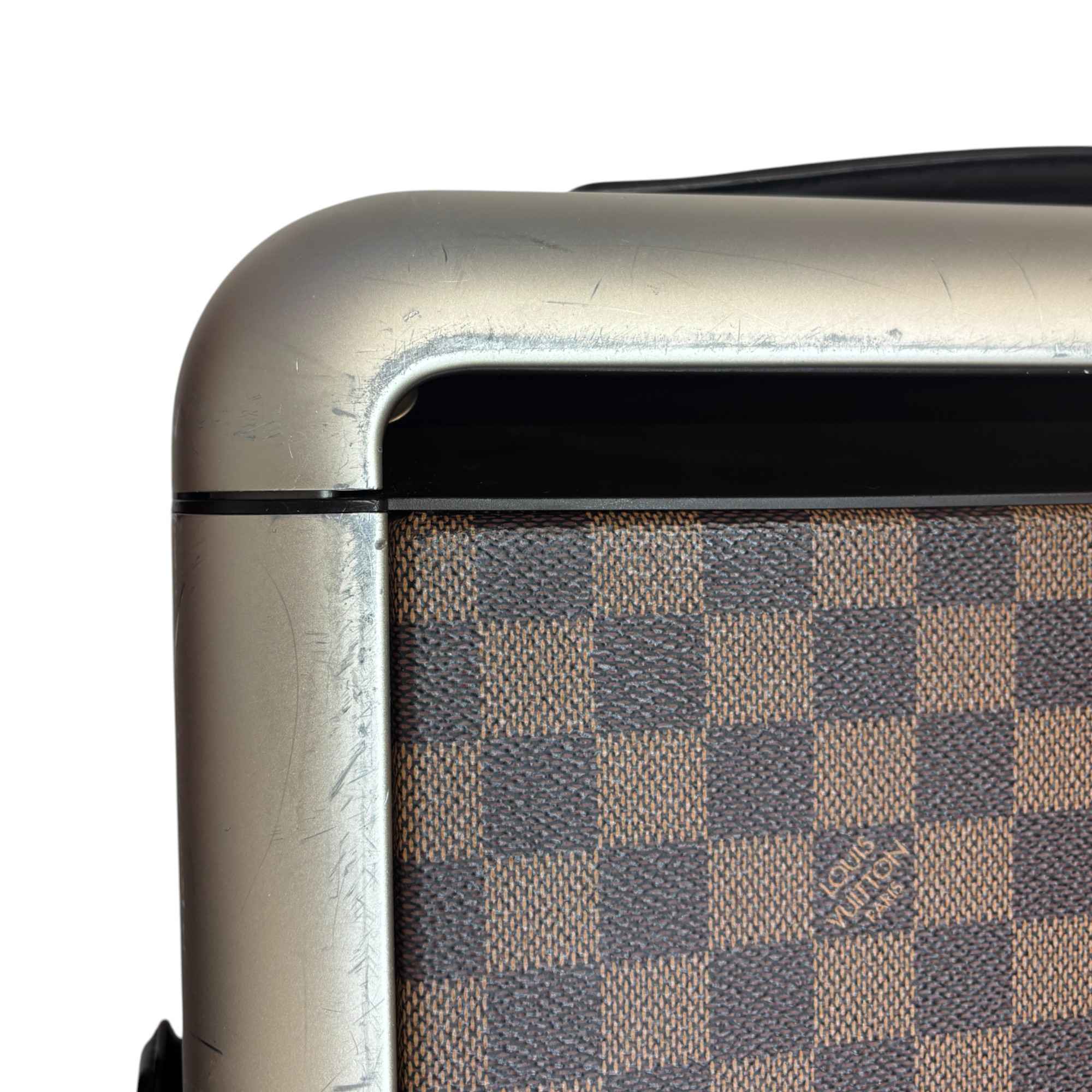 Horizon 55 Suitcase Brown