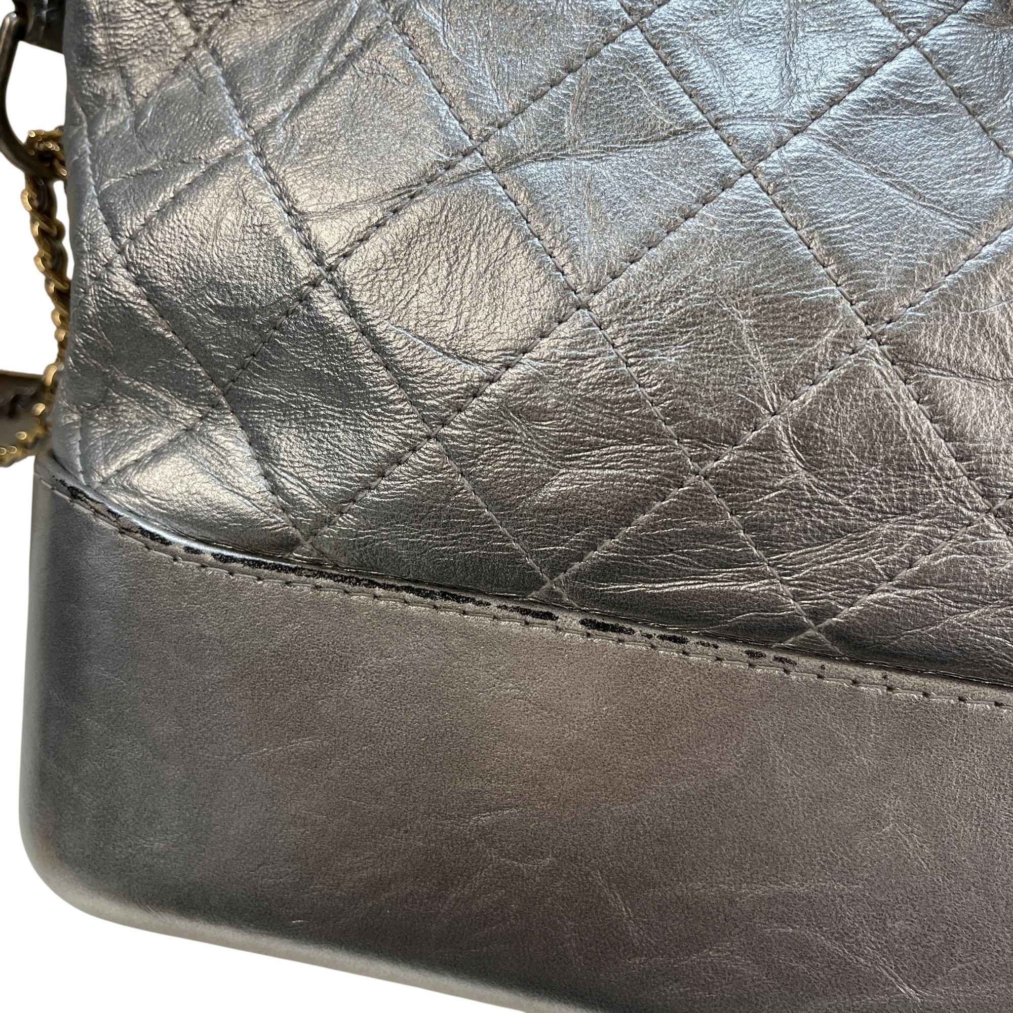 Women's Medium Gabrielle Hobo Handbag Silver