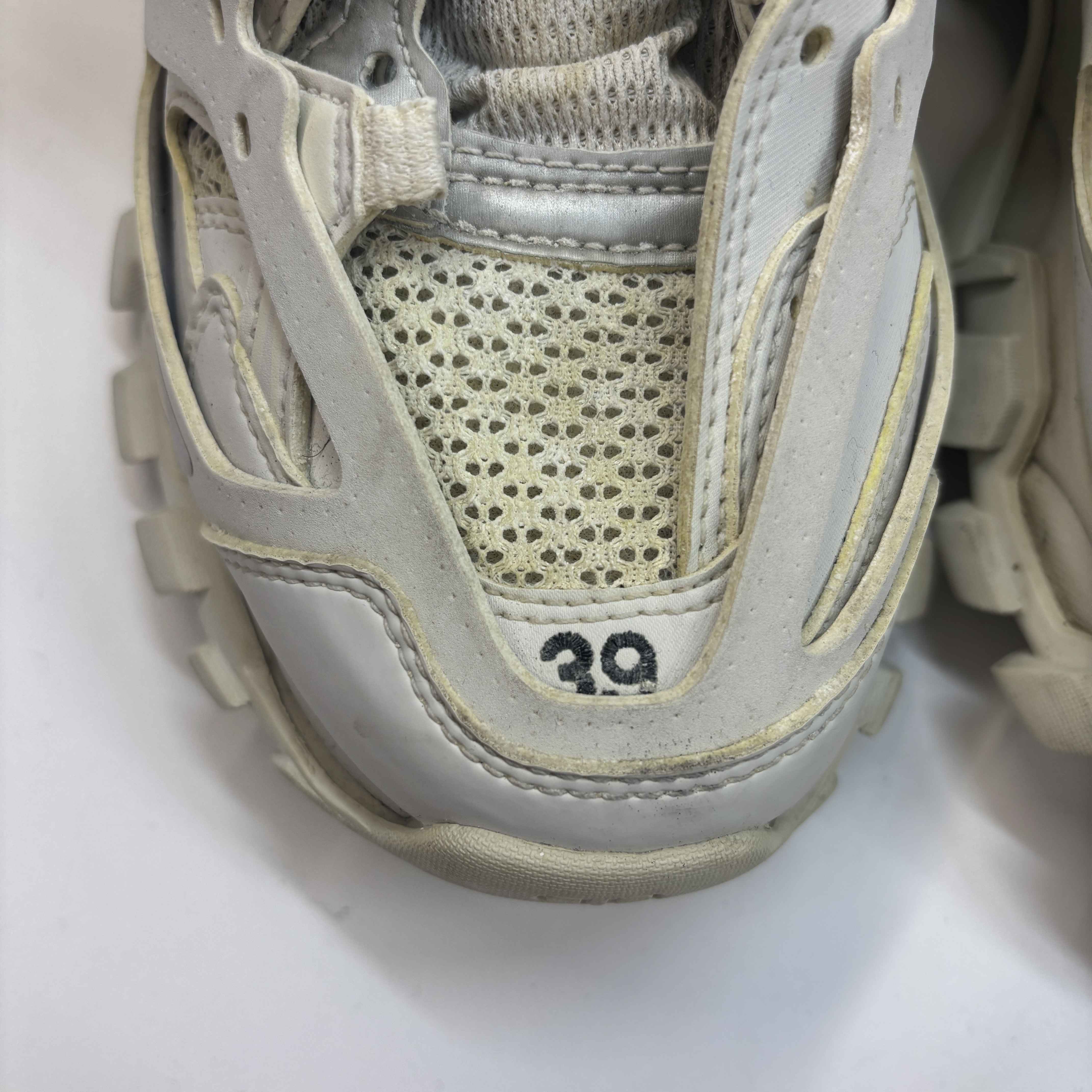 Women's Tracks Low Trainers White Size EU 39 / UK 6